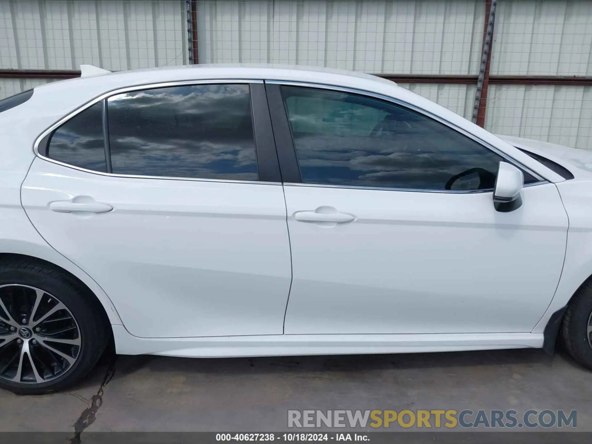 13 fotografías del automóvil dañado 4T1B11HK3KU695728 TOYOTA CAMRY 2019