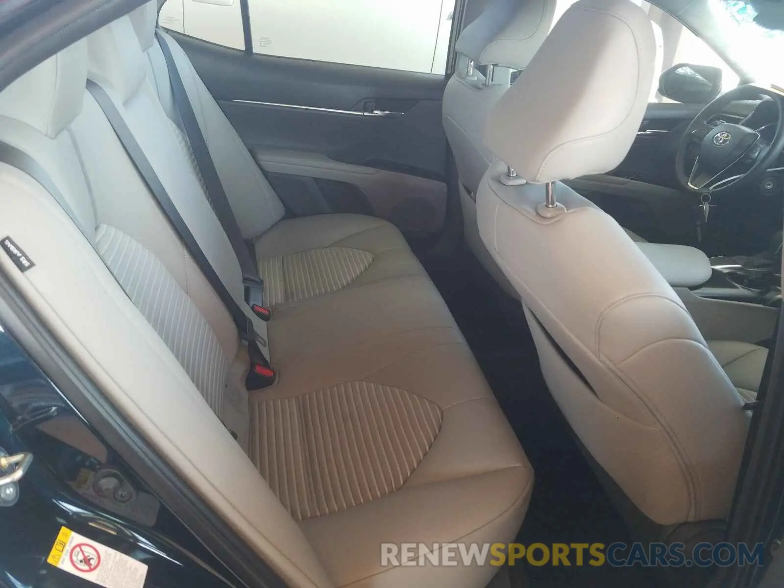 6 fotografías del automóvil dañado 4T1B11HK3KU697169 TOYOTA CAMRY 2019