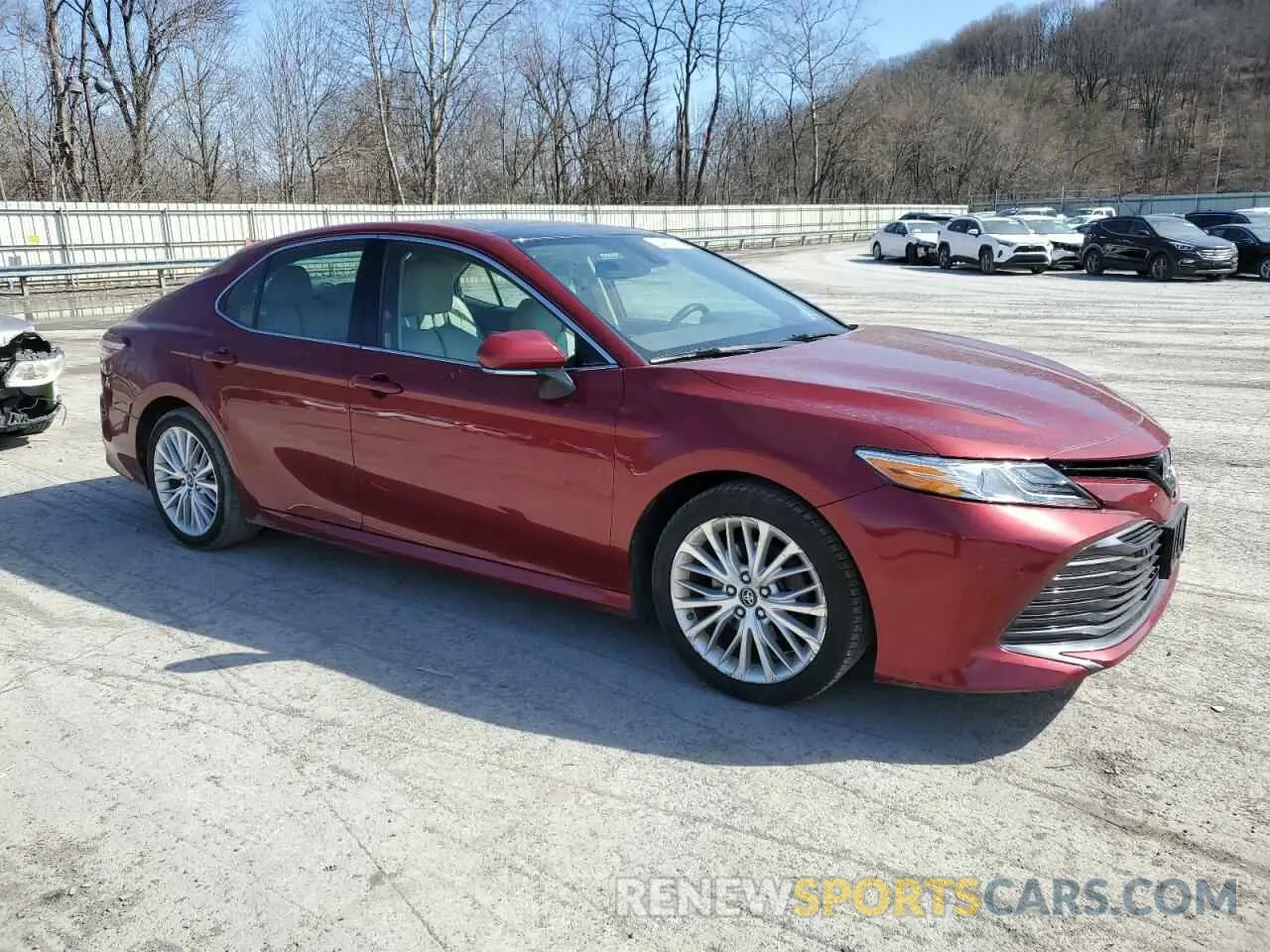 4 fotografías del automóvil dañado 4T1B11HK3KU704167 TOYOTA CAMRY 2019