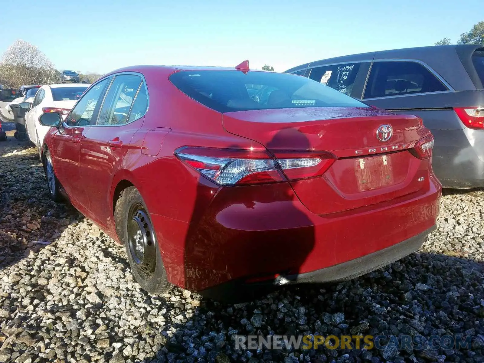 3 fotografías del automóvil dañado 4T1B11HK3KU705450 TOYOTA CAMRY 2019
