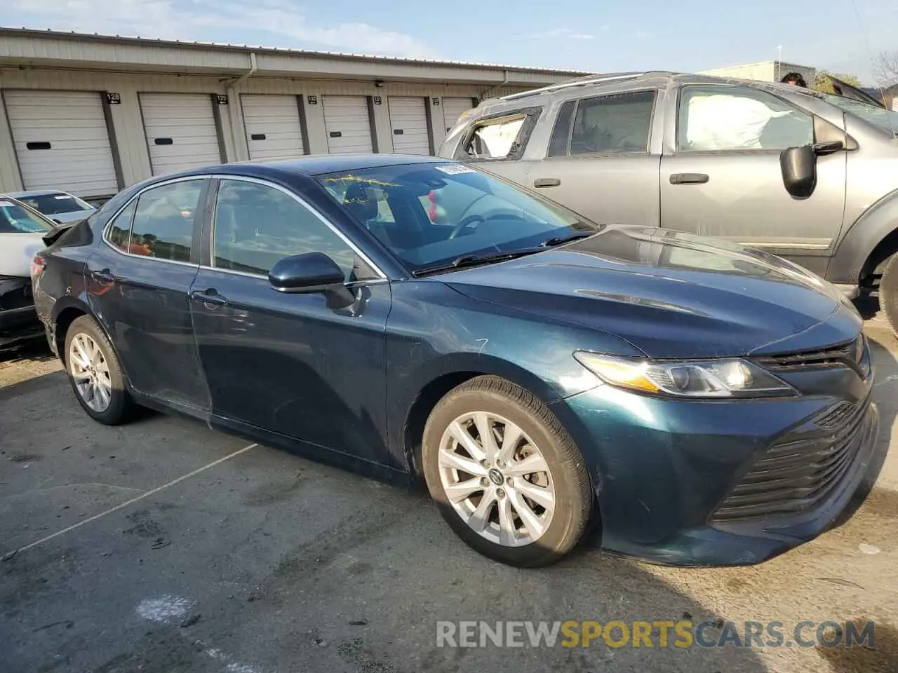 4 fotografías del automóvil dañado 4T1B11HK3KU706131 TOYOTA CAMRY 2019