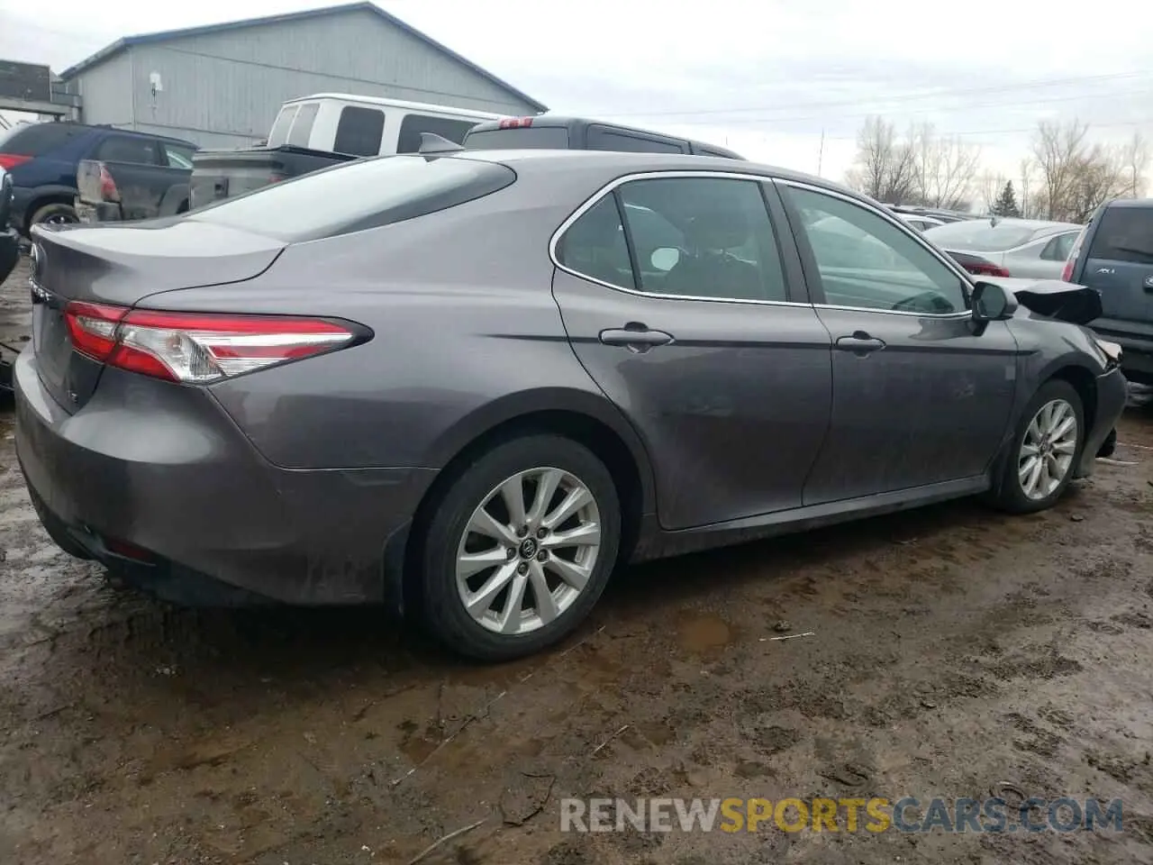 3 fotografías del automóvil dañado 4T1B11HK3KU710468 TOYOTA CAMRY 2019