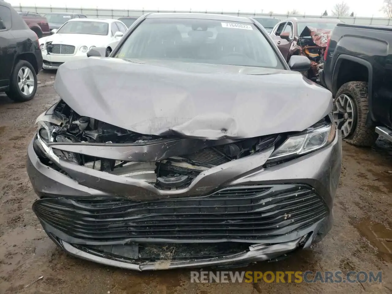 5 fotografías del automóvil dañado 4T1B11HK3KU710468 TOYOTA CAMRY 2019