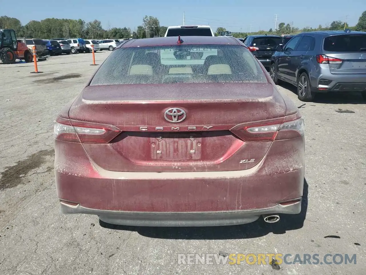 6 fotografías del automóvil dañado 4T1B11HK3KU718604 TOYOTA CAMRY 2019