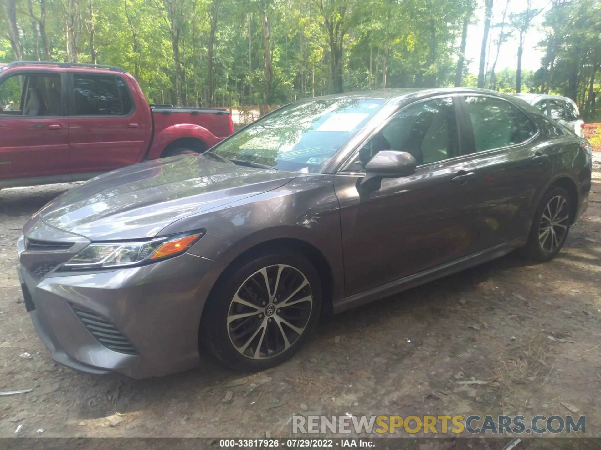 2 fotografías del automóvil dañado 4T1B11HK3KU718926 TOYOTA CAMRY 2019