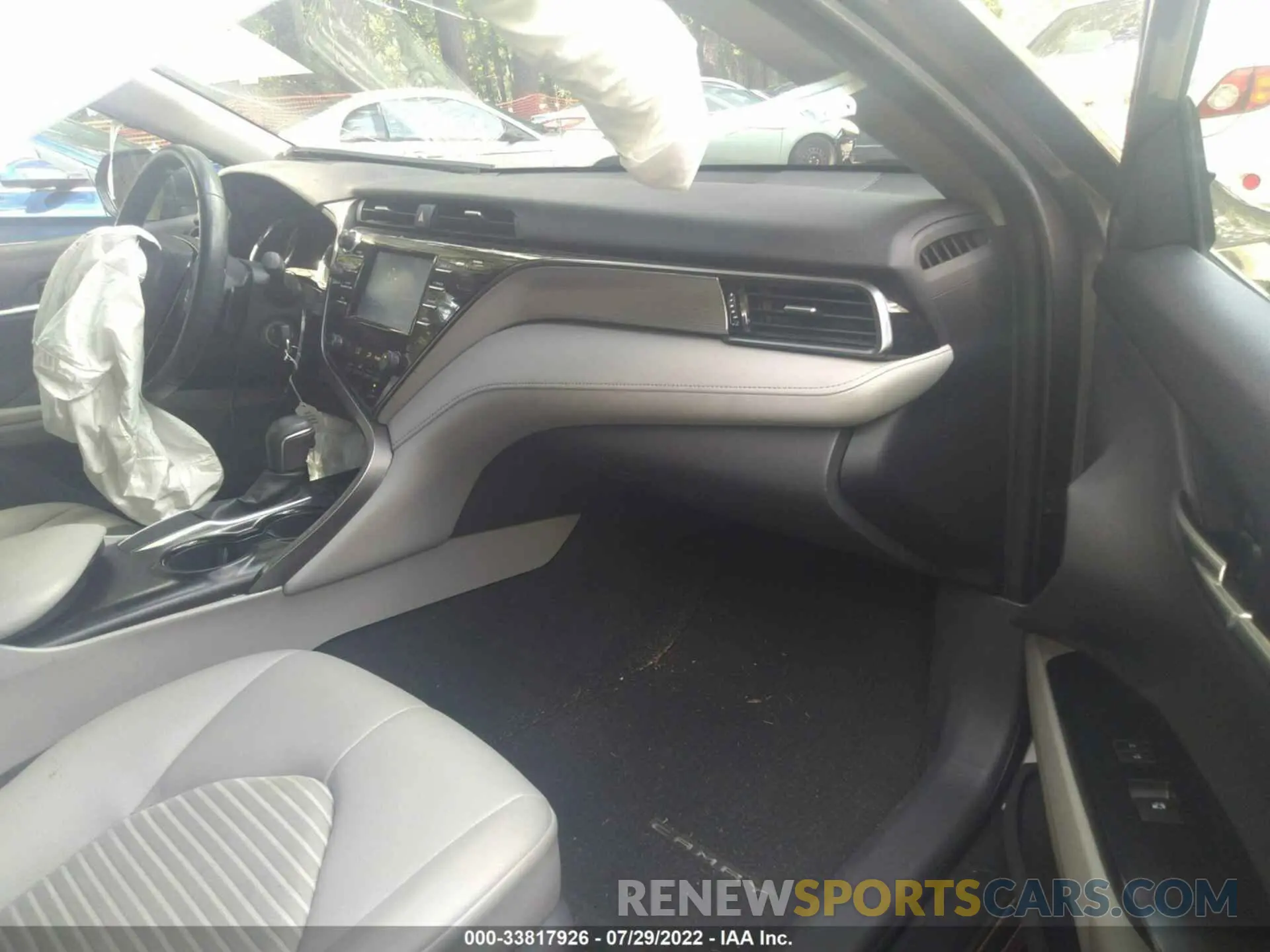 5 fotografías del automóvil dañado 4T1B11HK3KU718926 TOYOTA CAMRY 2019