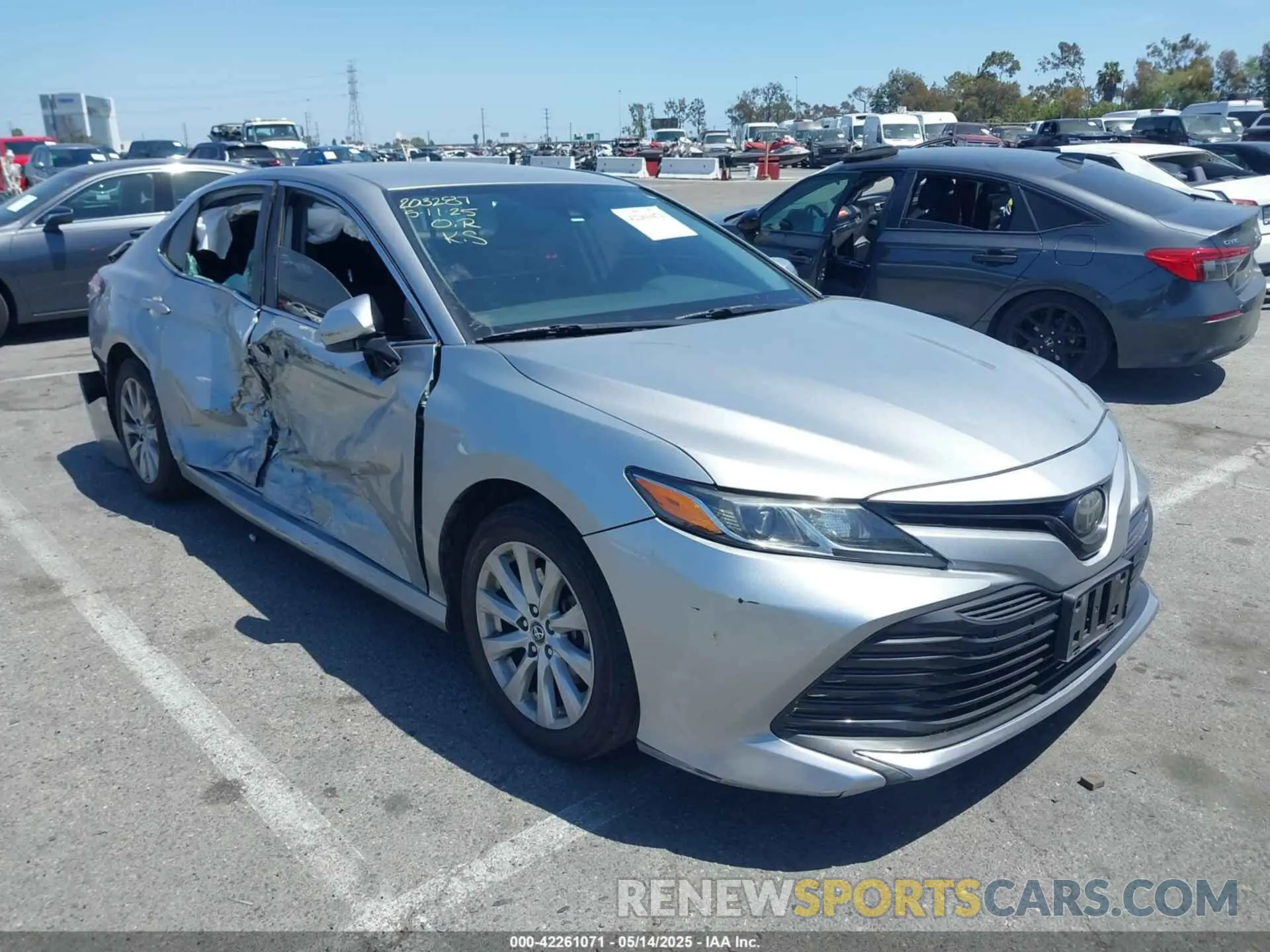 1 fotografías del automóvil dañado 4T1B11HK3KU729666 TOYOTA CAMRY 2019