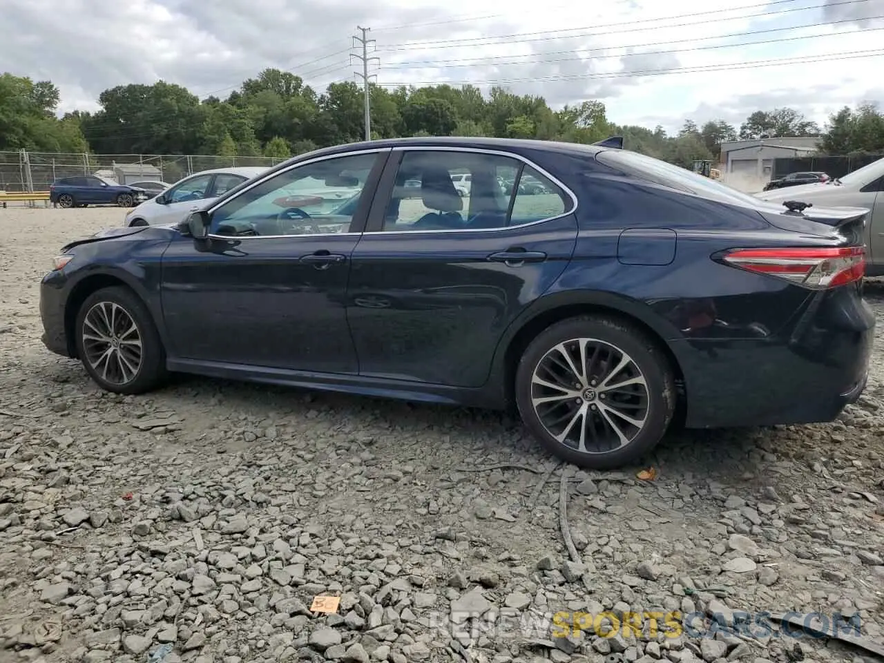 2 fotografías del automóvil dañado 4T1B11HK3KU740781 TOYOTA CAMRY 2019