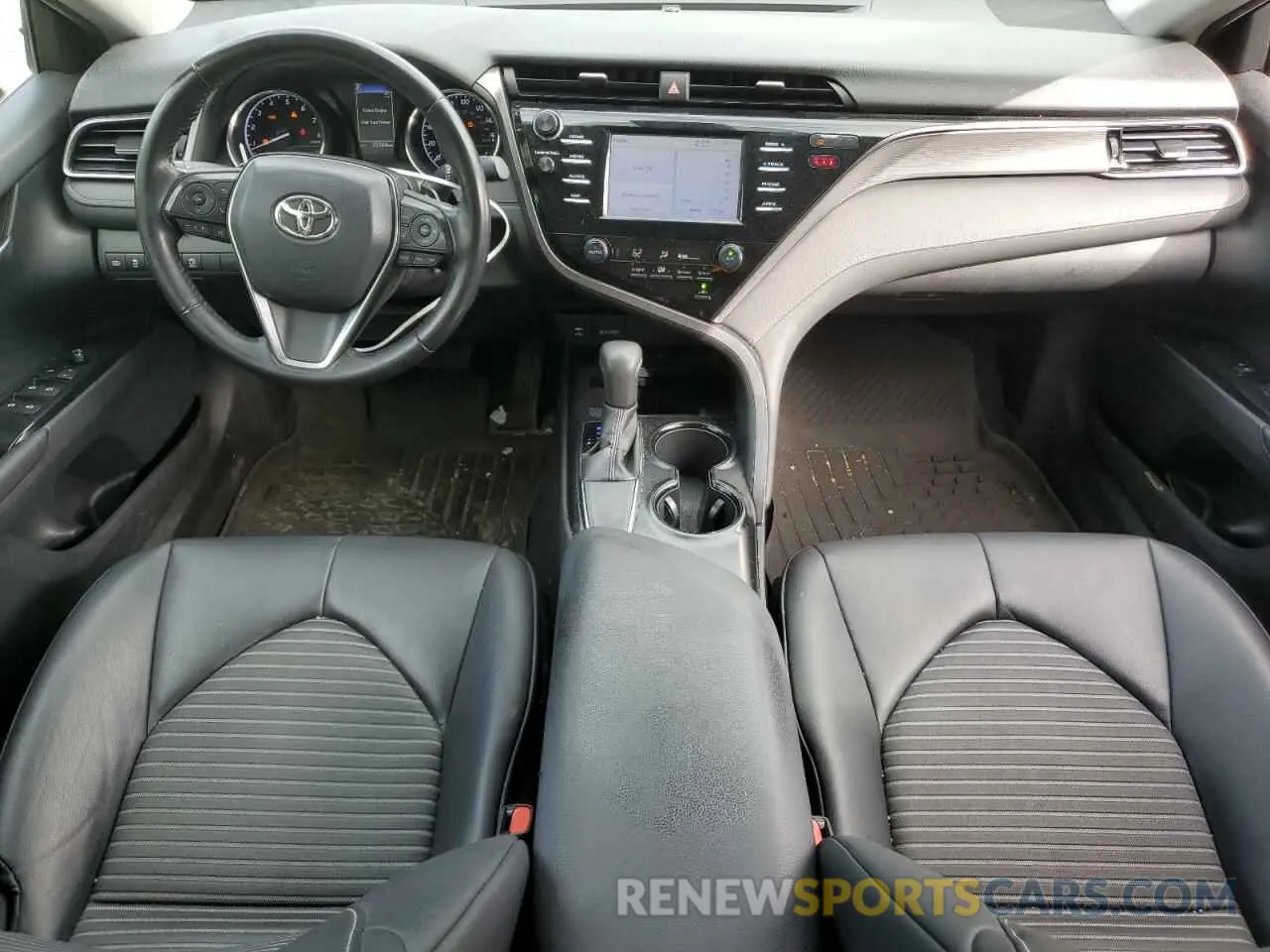 8 fotografías del automóvil dañado 4T1B11HK3KU740781 TOYOTA CAMRY 2019