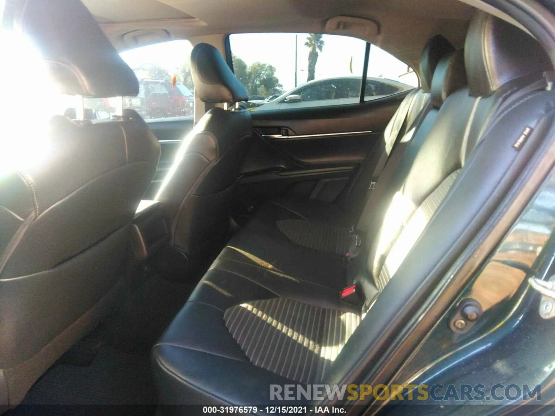8 fotografías del automóvil dañado 4T1B11HK3KU744670 TOYOTA CAMRY 2019