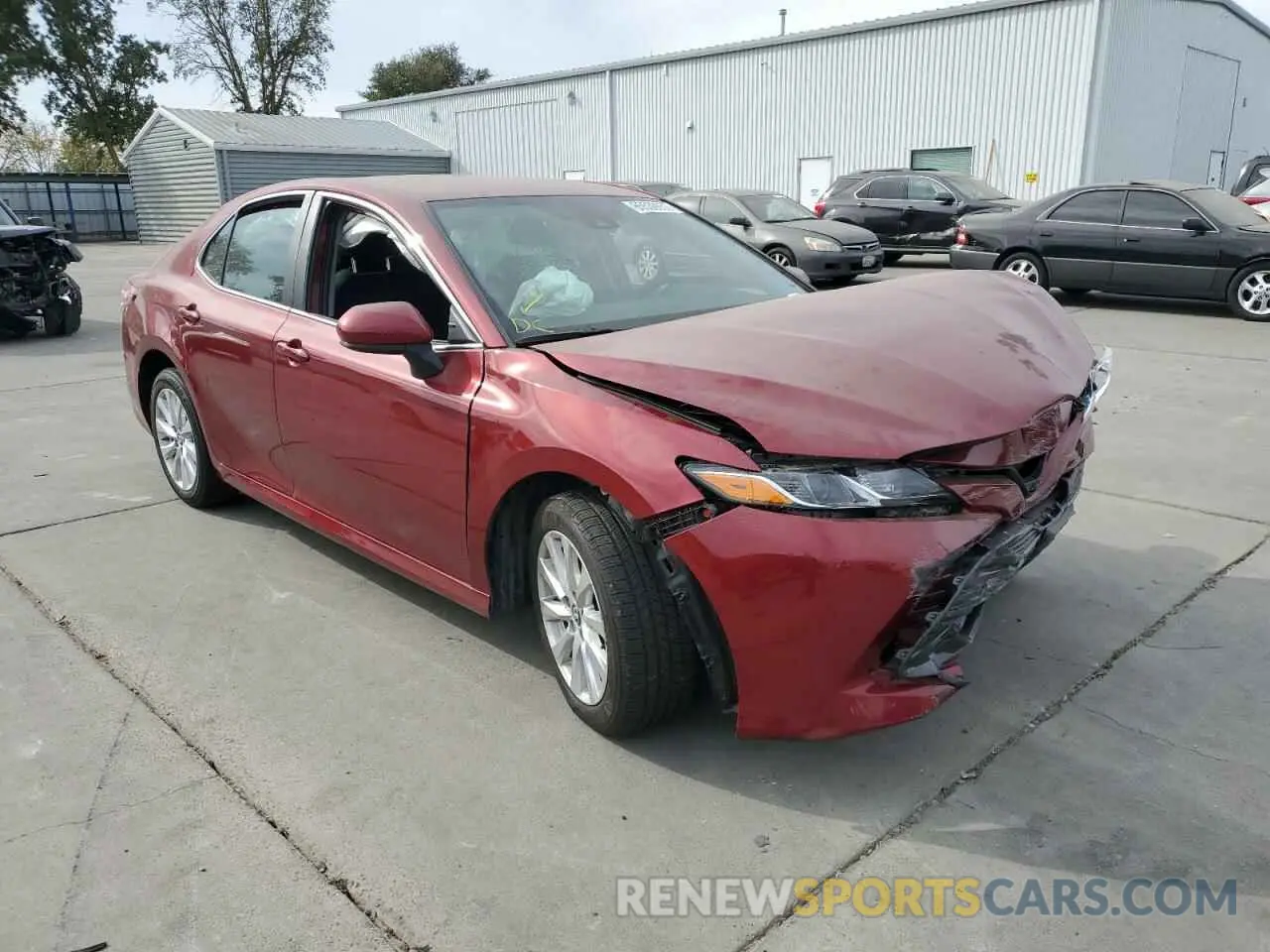 1 fotografías del automóvil dañado 4T1B11HK3KU744975 TOYOTA CAMRY 2019