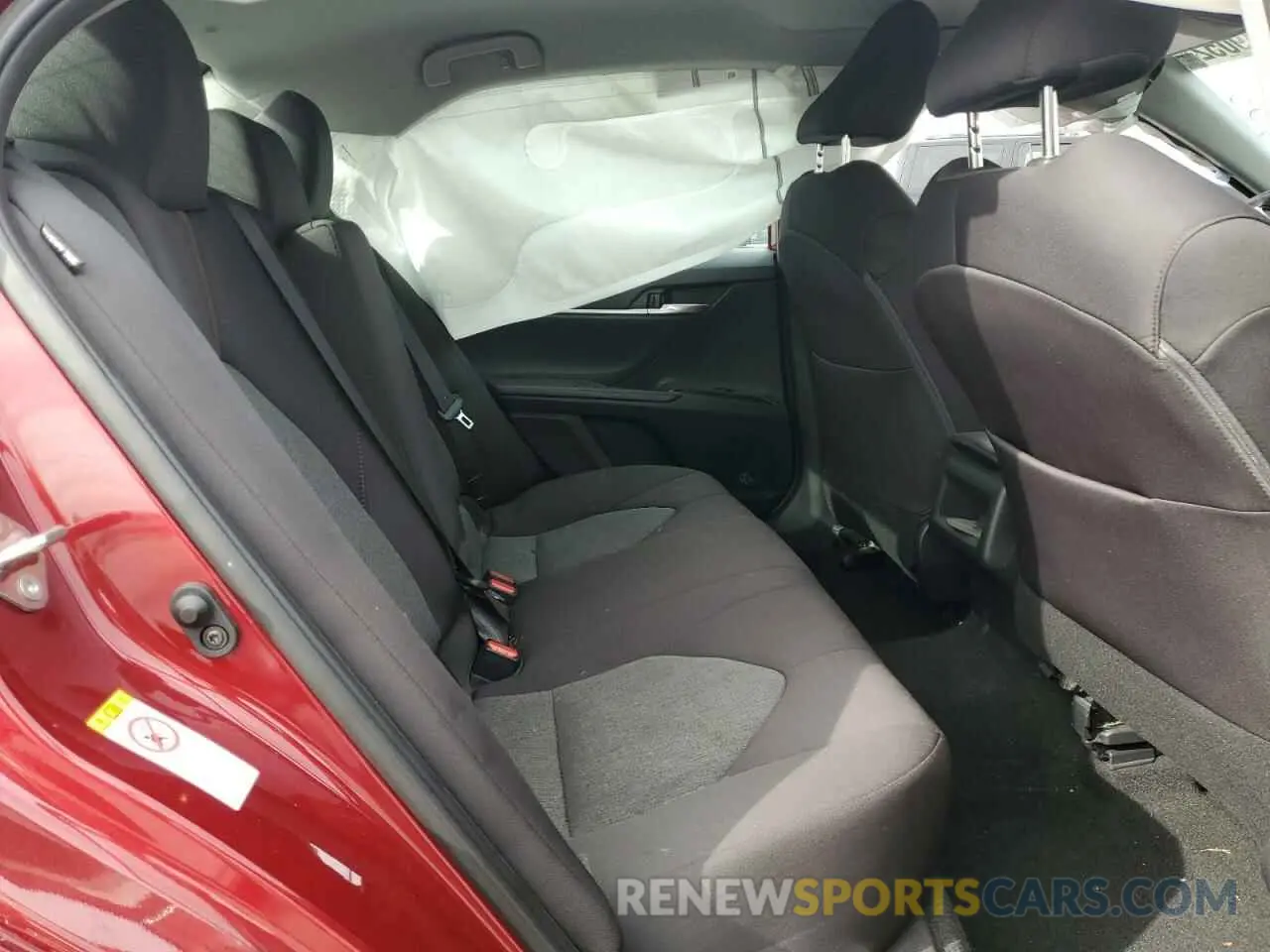 6 fotografías del automóvil dañado 4T1B11HK3KU744975 TOYOTA CAMRY 2019