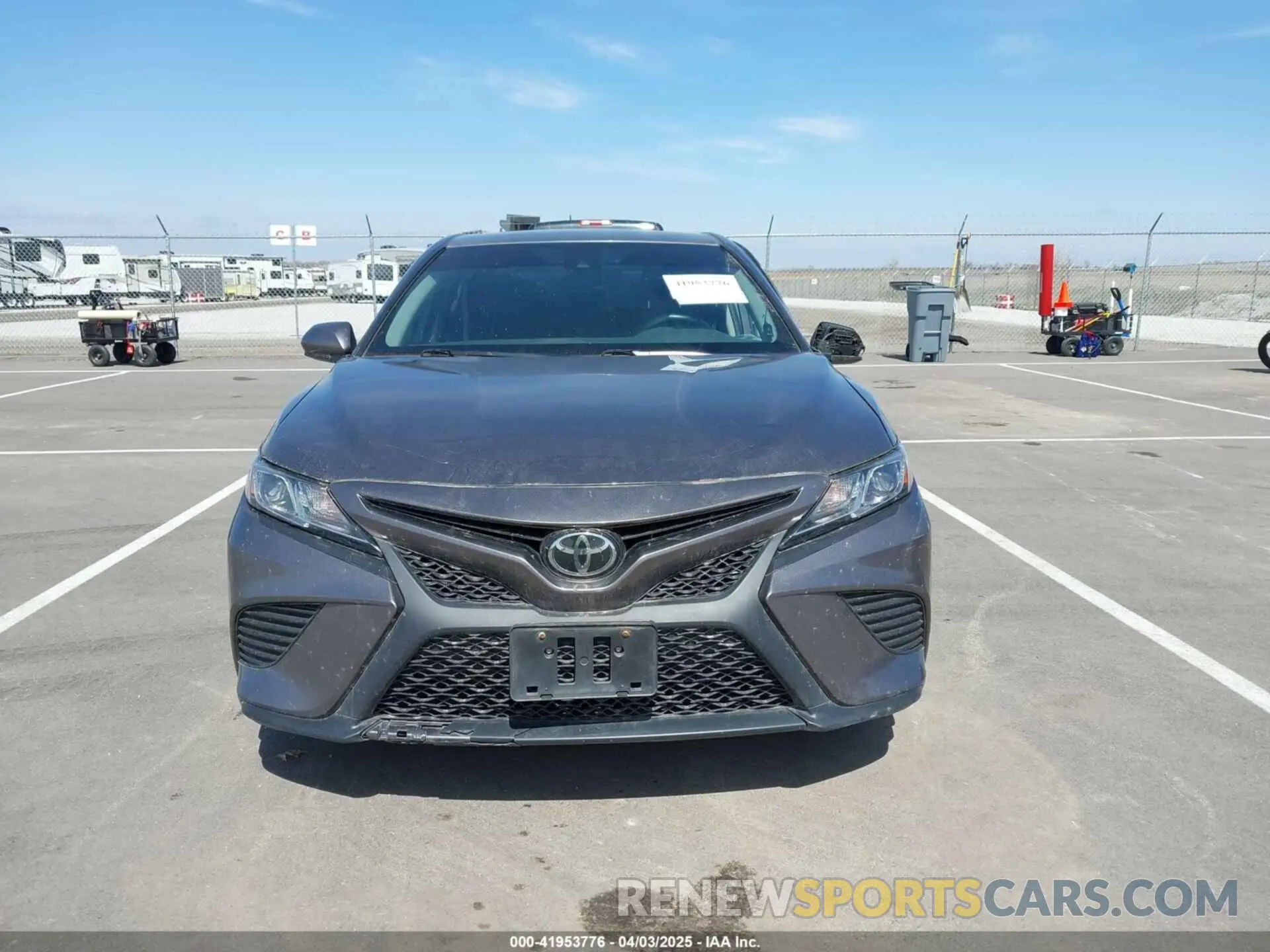 12 fotografías del automóvil dañado 4T1B11HK3KU747018 TOYOTA CAMRY 2019