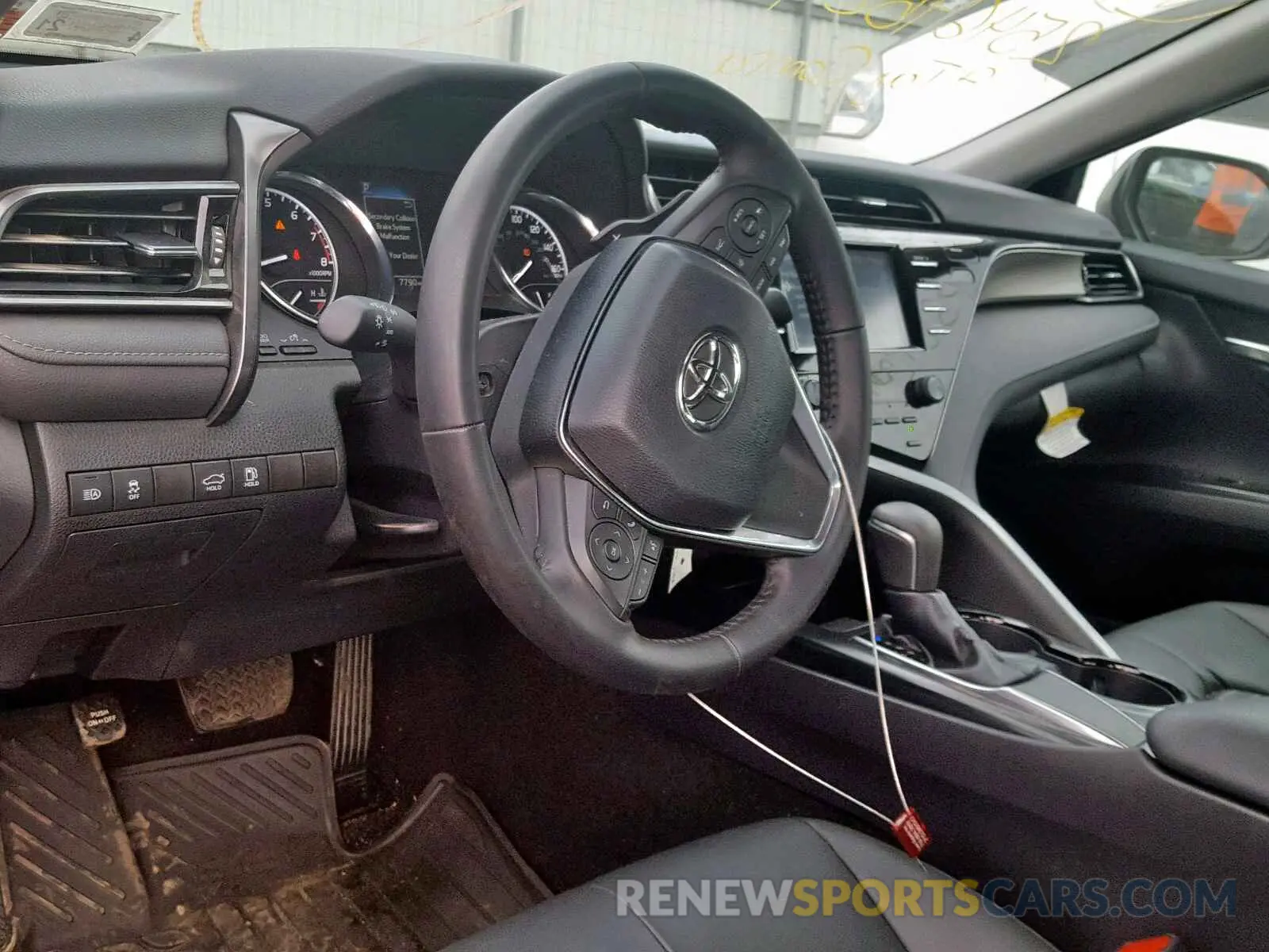 9 fotografías del automóvil dañado 4T1B11HK3KU753336 TOYOTA CAMRY 2019