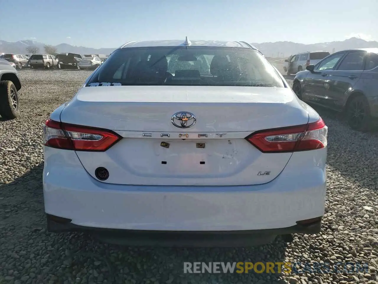 6 fotografías del automóvil dañado 4T1B11HK3KU759069 TOYOTA CAMRY 2019