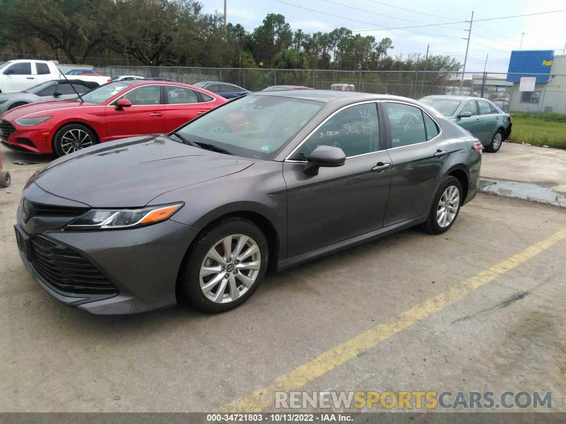 2 fotografías del automóvil dañado 4T1B11HK3KU760058 TOYOTA CAMRY 2019