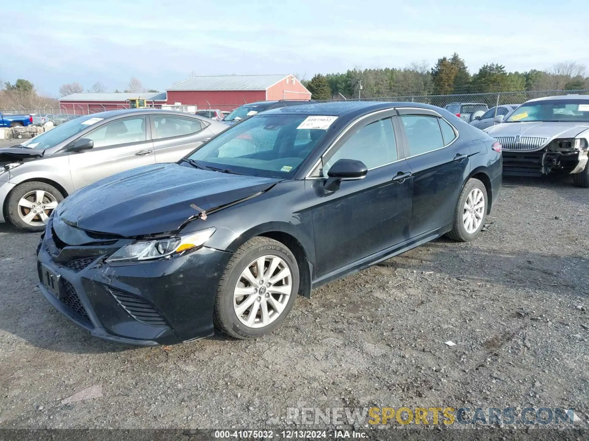 2 fotografías del automóvil dañado 4T1B11HK3KU764255 TOYOTA CAMRY 2019