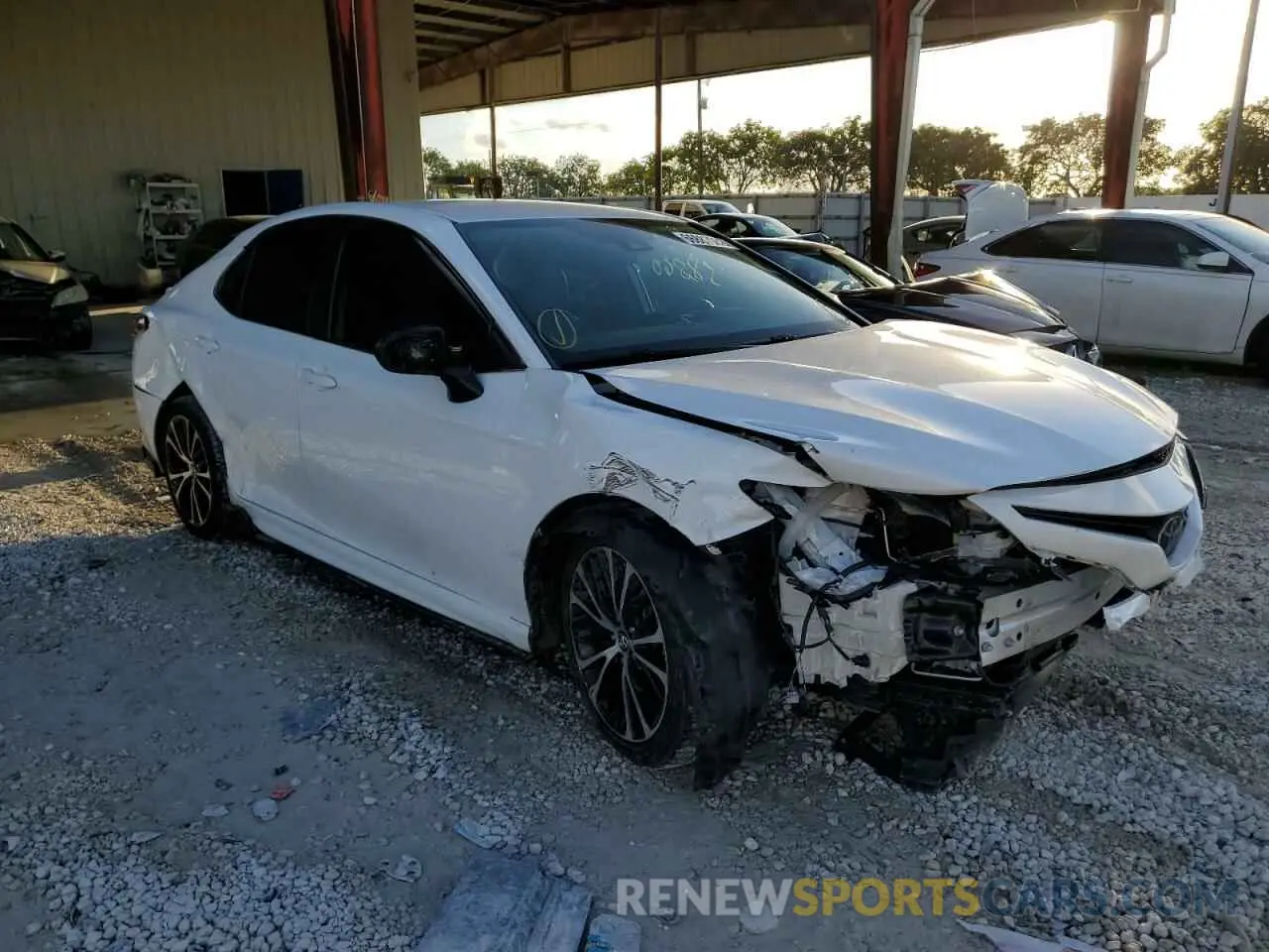 1 fotografías del automóvil dañado 4T1B11HK3KU770492 TOYOTA CAMRY 2019
