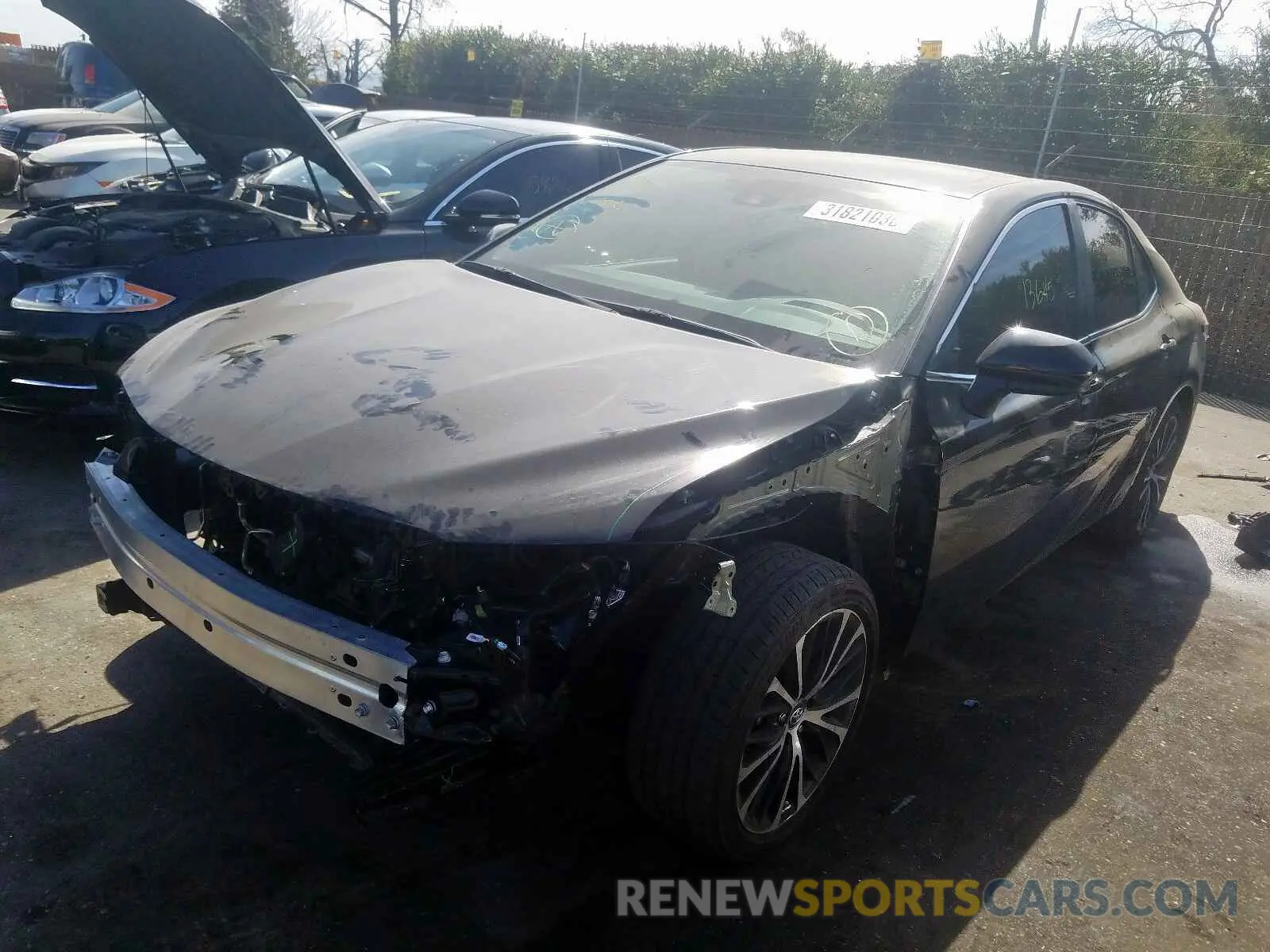 2 fotografías del automóvil dañado 4T1B11HK3KU772372 TOYOTA CAMRY 2019