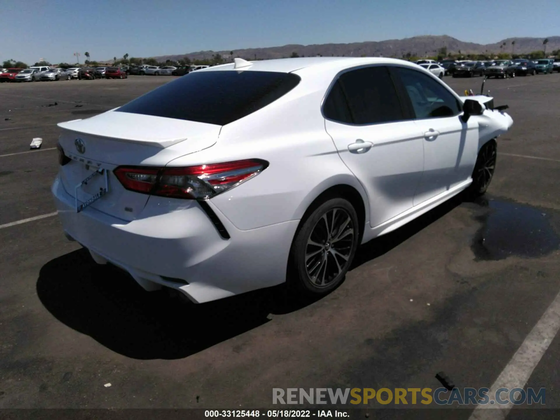 4 fotografías del automóvil dañado 4T1B11HK3KU779354 TOYOTA CAMRY 2019