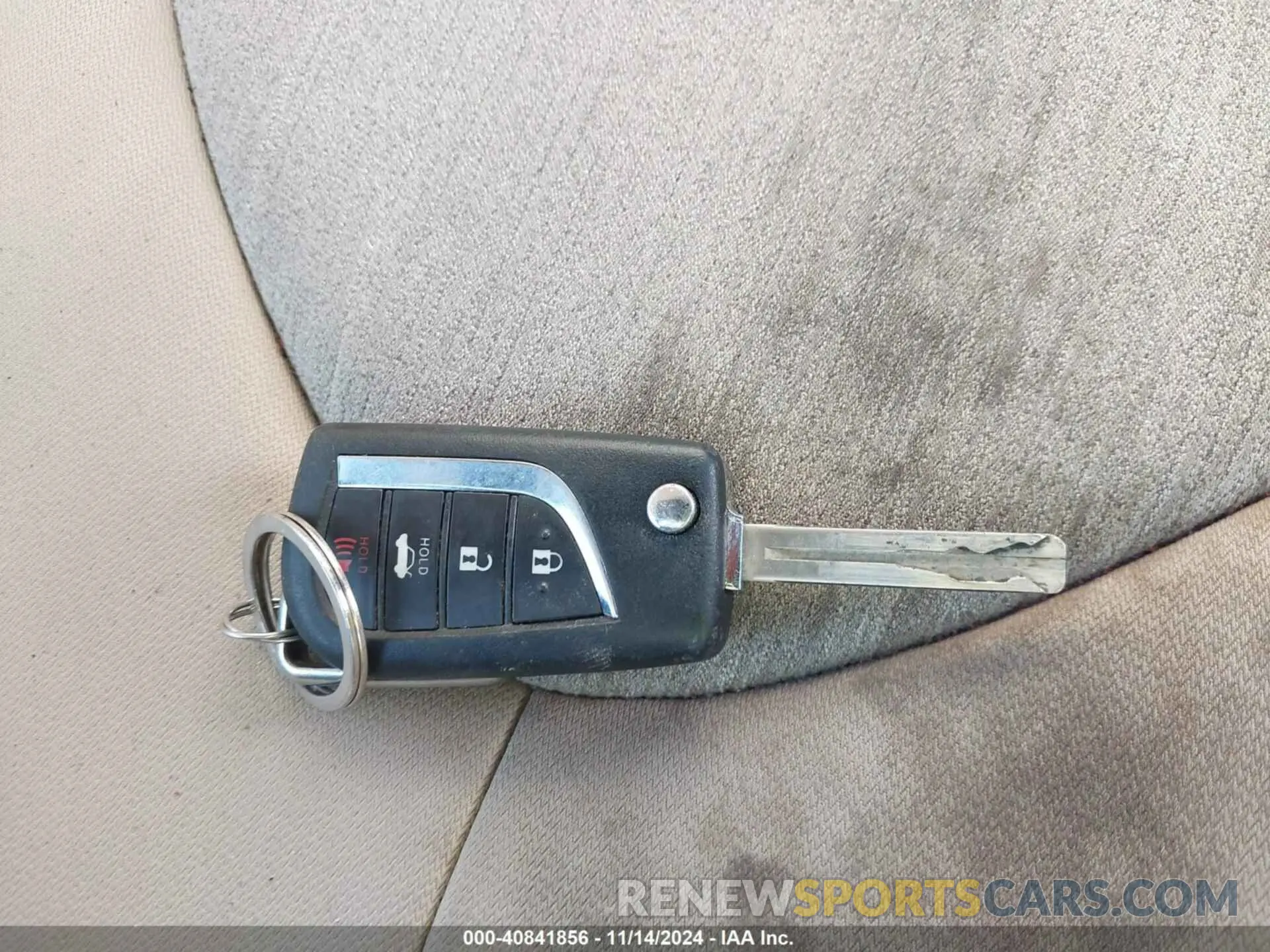11 fotografías del automóvil dañado 4T1B11HK3KU802258 TOYOTA CAMRY 2019