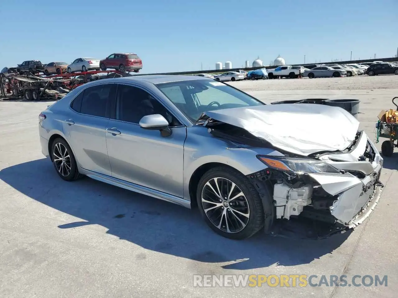 4 fotografías del automóvil dañado 4T1B11HK3KU807301 TOYOTA CAMRY 2019