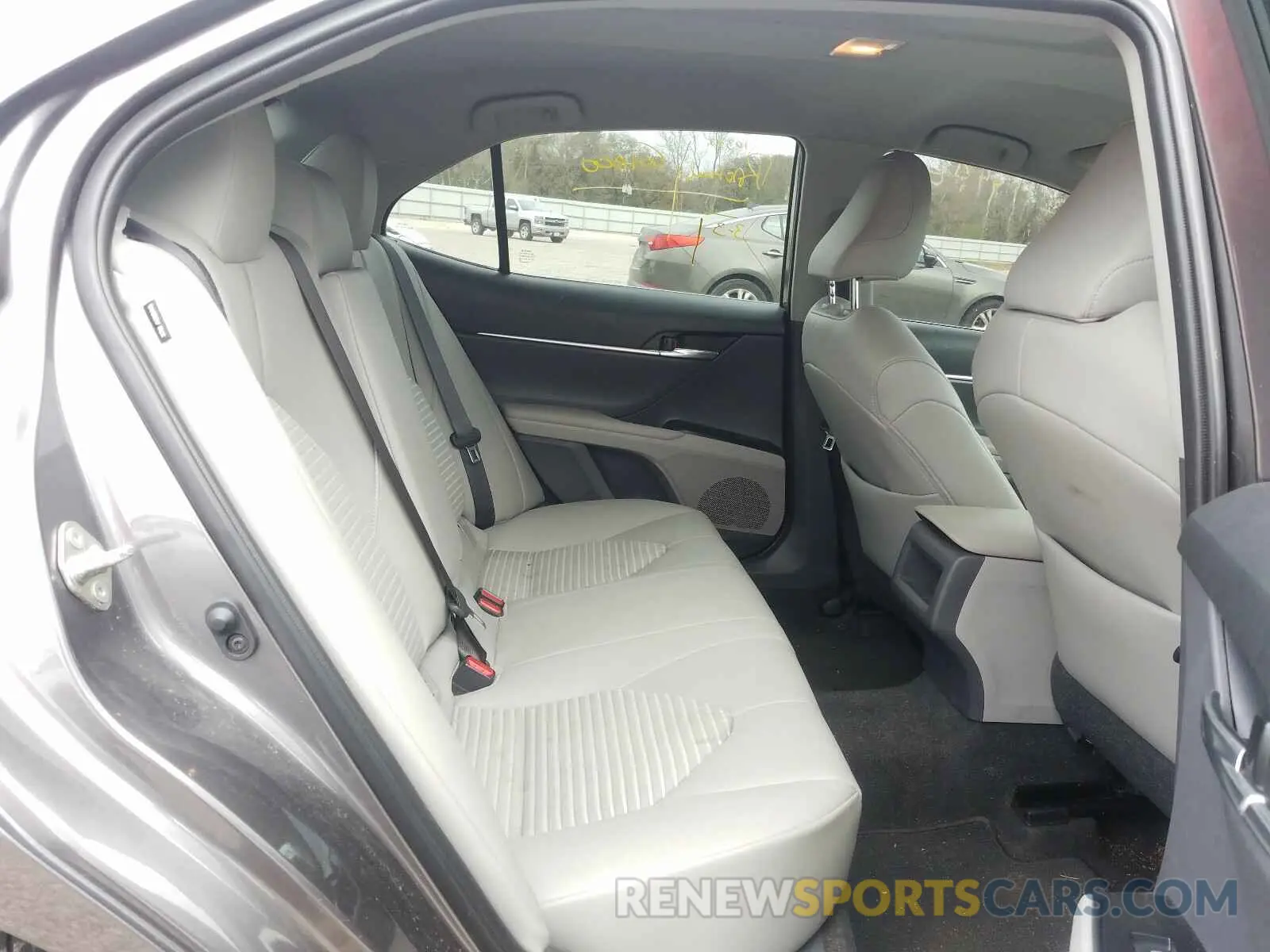 6 fotografías del automóvil dañado 4T1B11HK3KU826074 TOYOTA CAMRY 2019