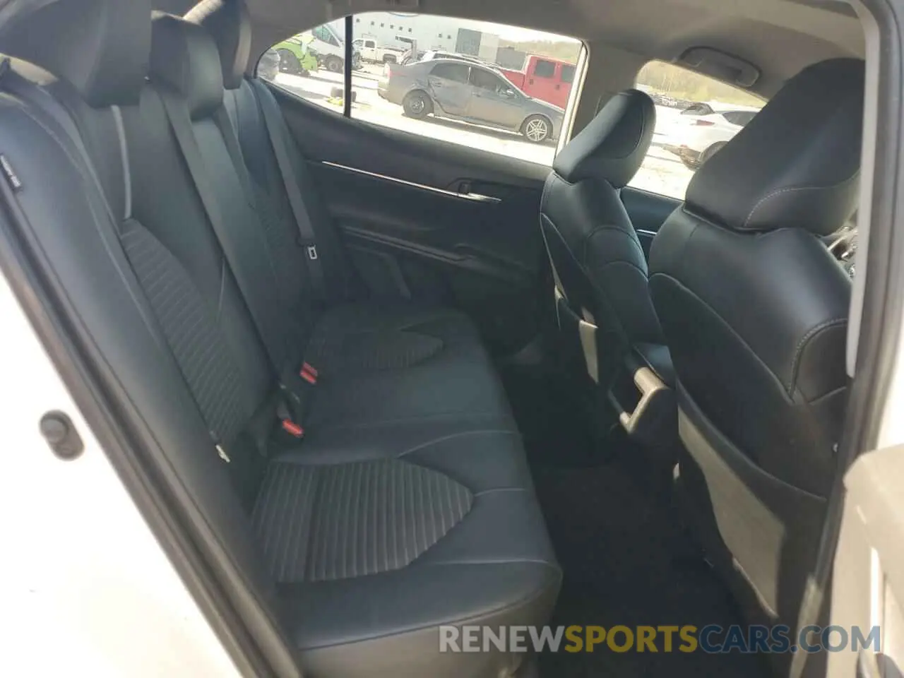 10 fotografías del automóvil dañado 4T1B11HK3KU832439 TOYOTA CAMRY 2019
