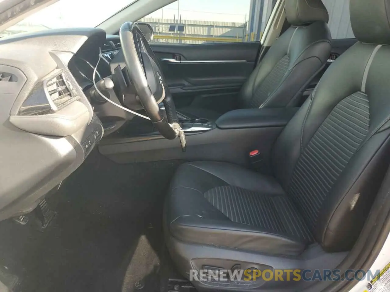 7 fotografías del automóvil dañado 4T1B11HK3KU832439 TOYOTA CAMRY 2019