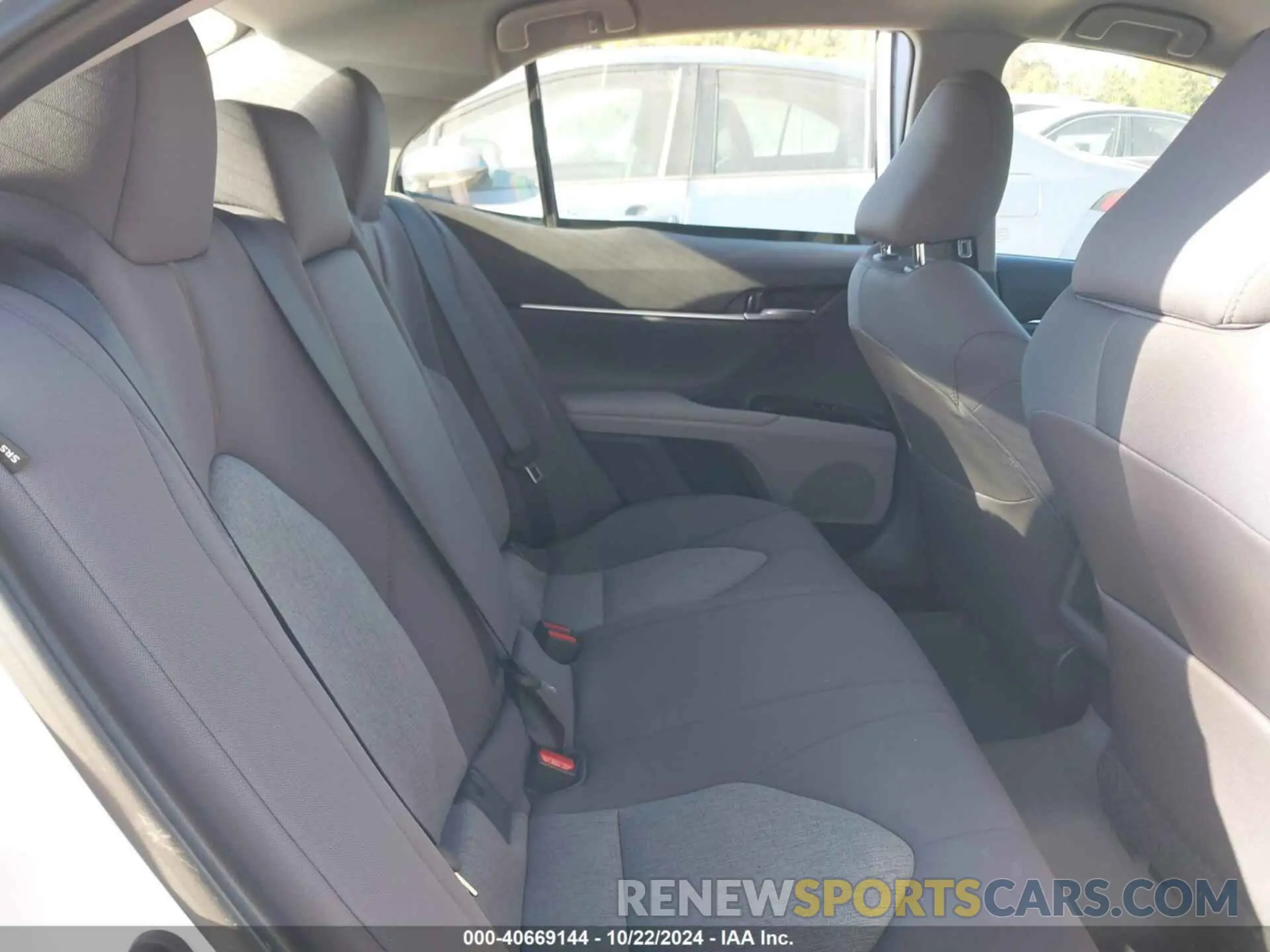 8 fotografías del automóvil dañado 4T1B11HK3KU847457 TOYOTA CAMRY 2019