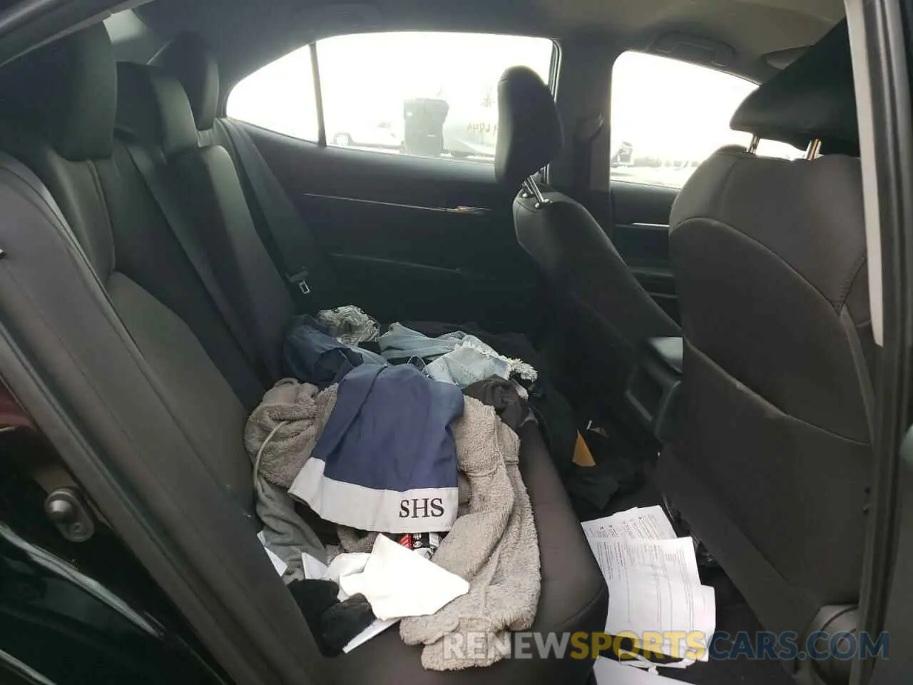 6 fotografías del automóvil dañado 4T1B11HK3KU854201 TOYOTA CAMRY 2019