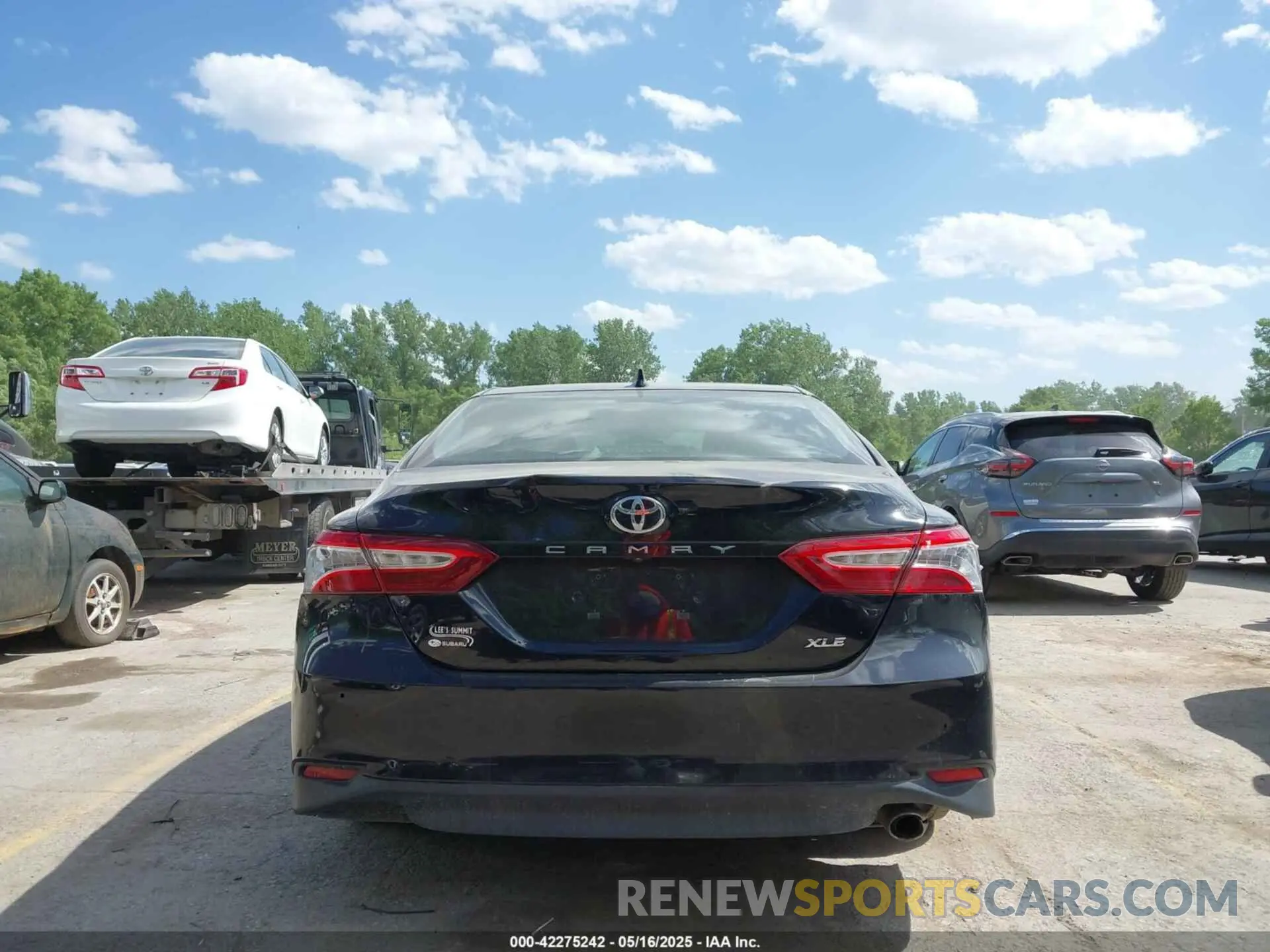 16 fotografías del automóvil dañado 4T1B11HK4KU159810 TOYOTA CAMRY 2019