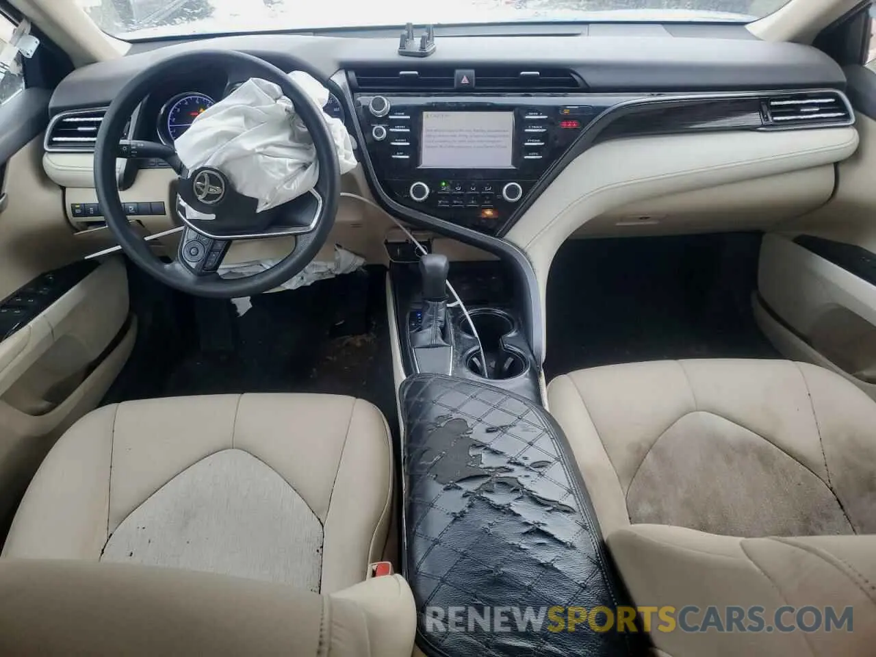 8 fotografías del automóvil dañado 4T1B11HK4KU165008 TOYOTA CAMRY 2019