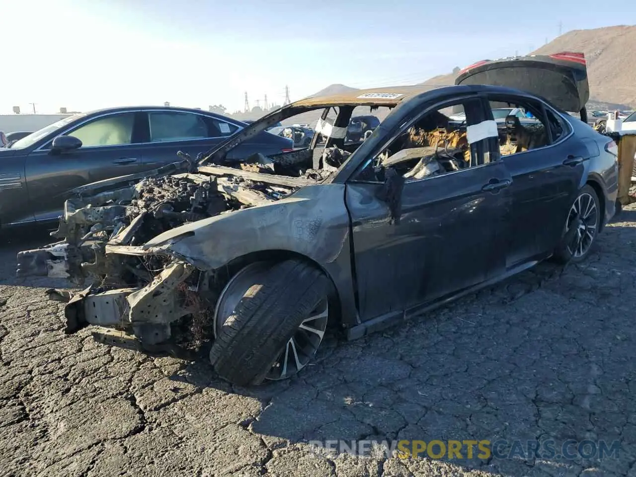 1 fotografías del automóvil dañado 4T1B11HK4KU174307 TOYOTA CAMRY 2019