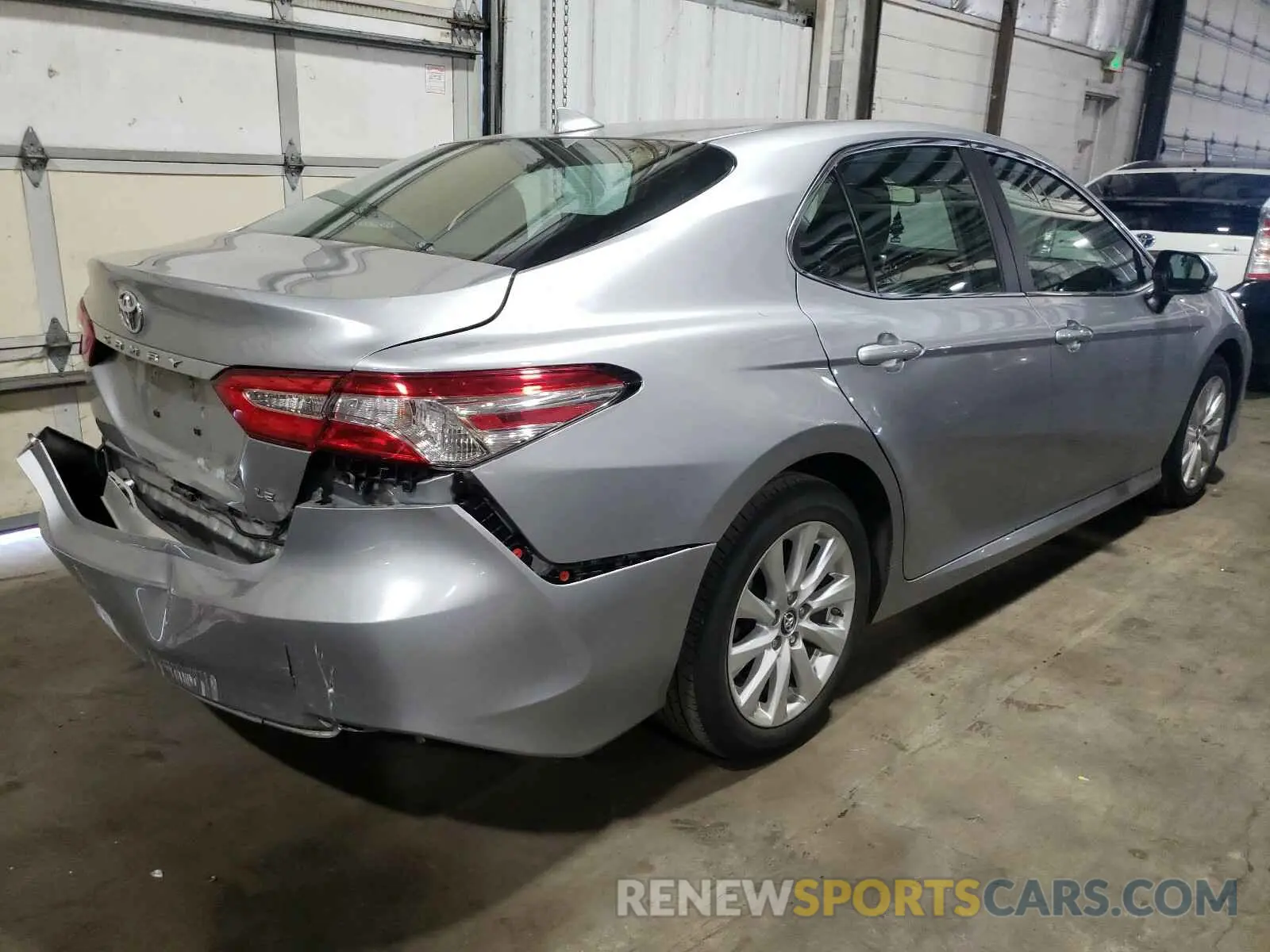 4 fotografías del automóvil dañado 4T1B11HK4KU177658 TOYOTA CAMRY 2019