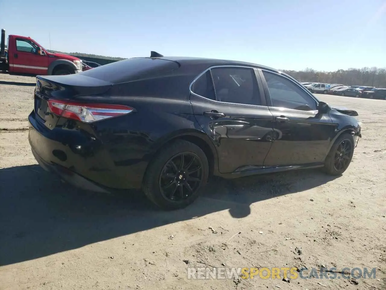 3 fotografías del automóvil dañado 4T1B11HK4KU185209 TOYOTA CAMRY 2019