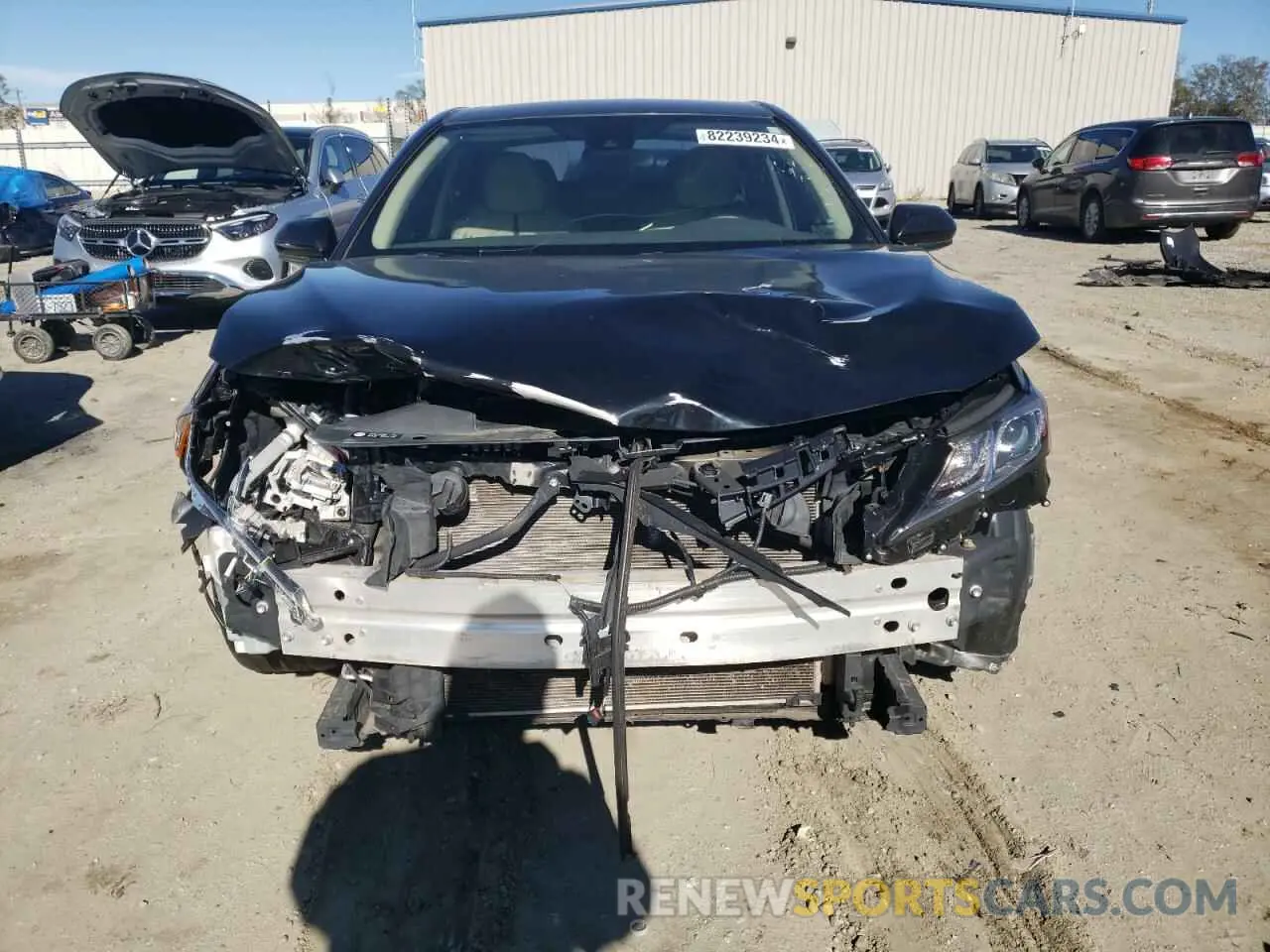 5 fotografías del automóvil dañado 4T1B11HK4KU185209 TOYOTA CAMRY 2019