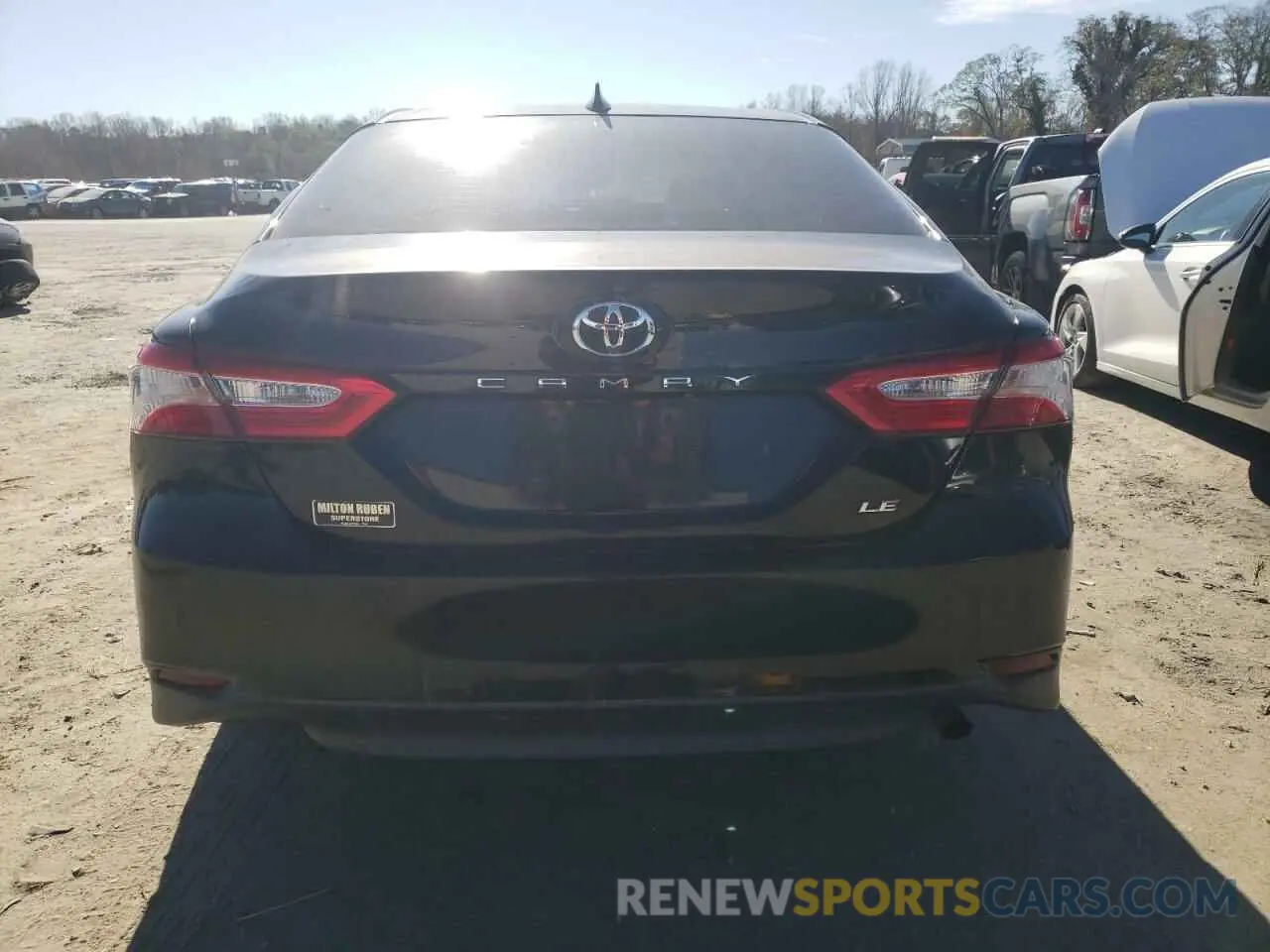 6 fotografías del automóvil dañado 4T1B11HK4KU185209 TOYOTA CAMRY 2019
