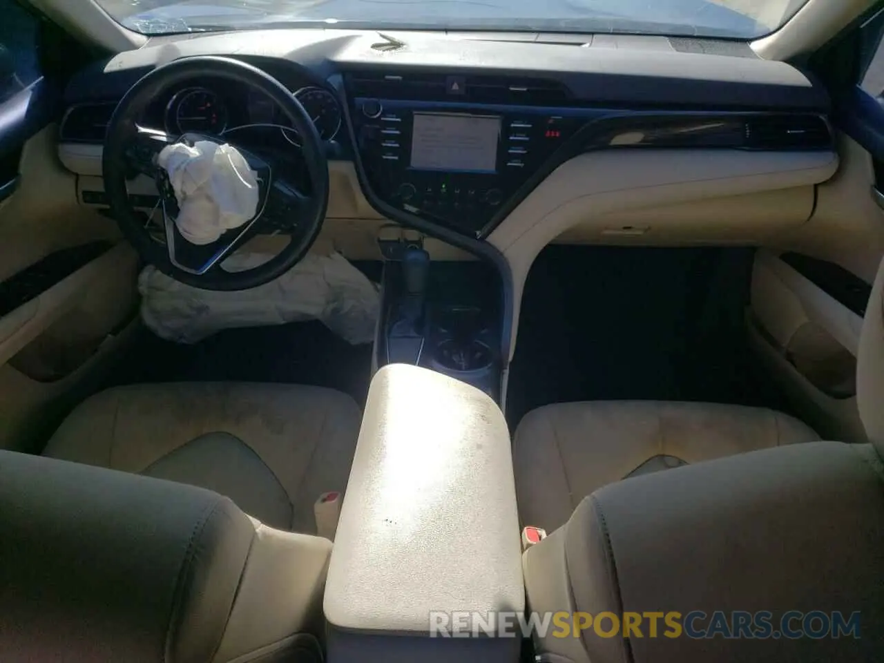 8 fotografías del automóvil dañado 4T1B11HK4KU185209 TOYOTA CAMRY 2019