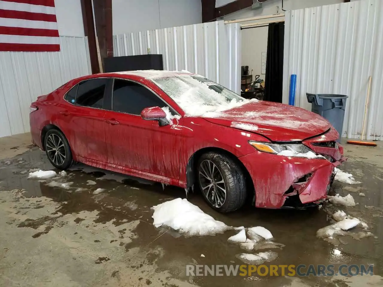 4 fotografías del automóvil dañado 4T1B11HK4KU194637 TOYOTA CAMRY 2019
