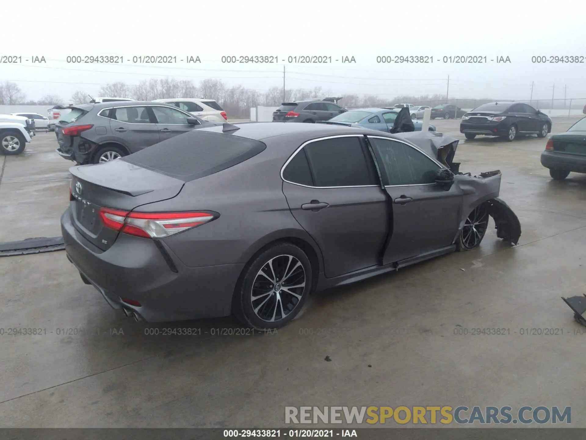 4 fotografías del automóvil dañado 4T1B11HK4KU214546 TOYOTA CAMRY 2019