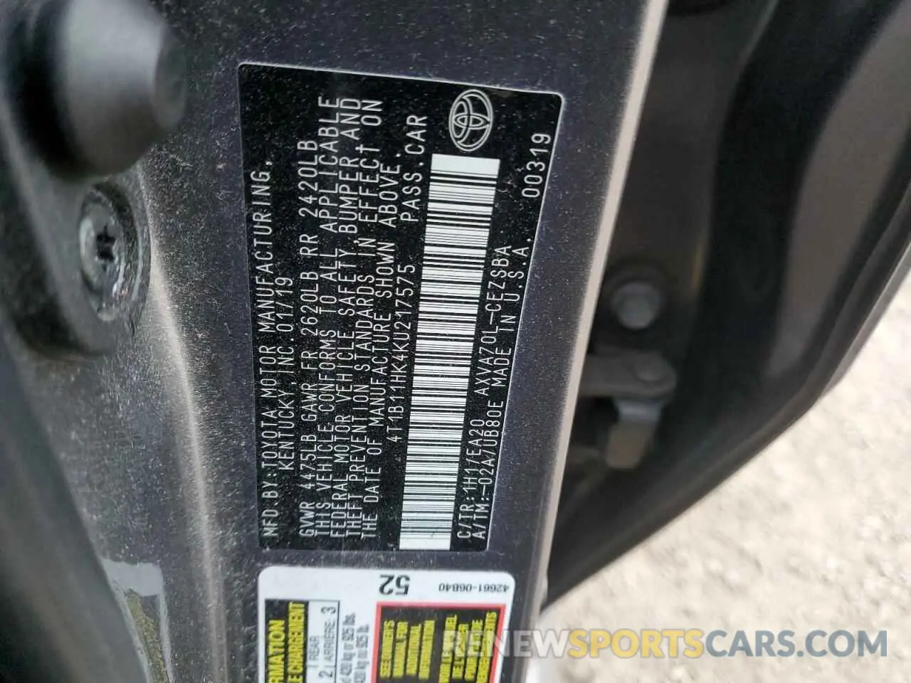 12 fotografías del automóvil dañado 4T1B11HK4KU217575 TOYOTA CAMRY 2019