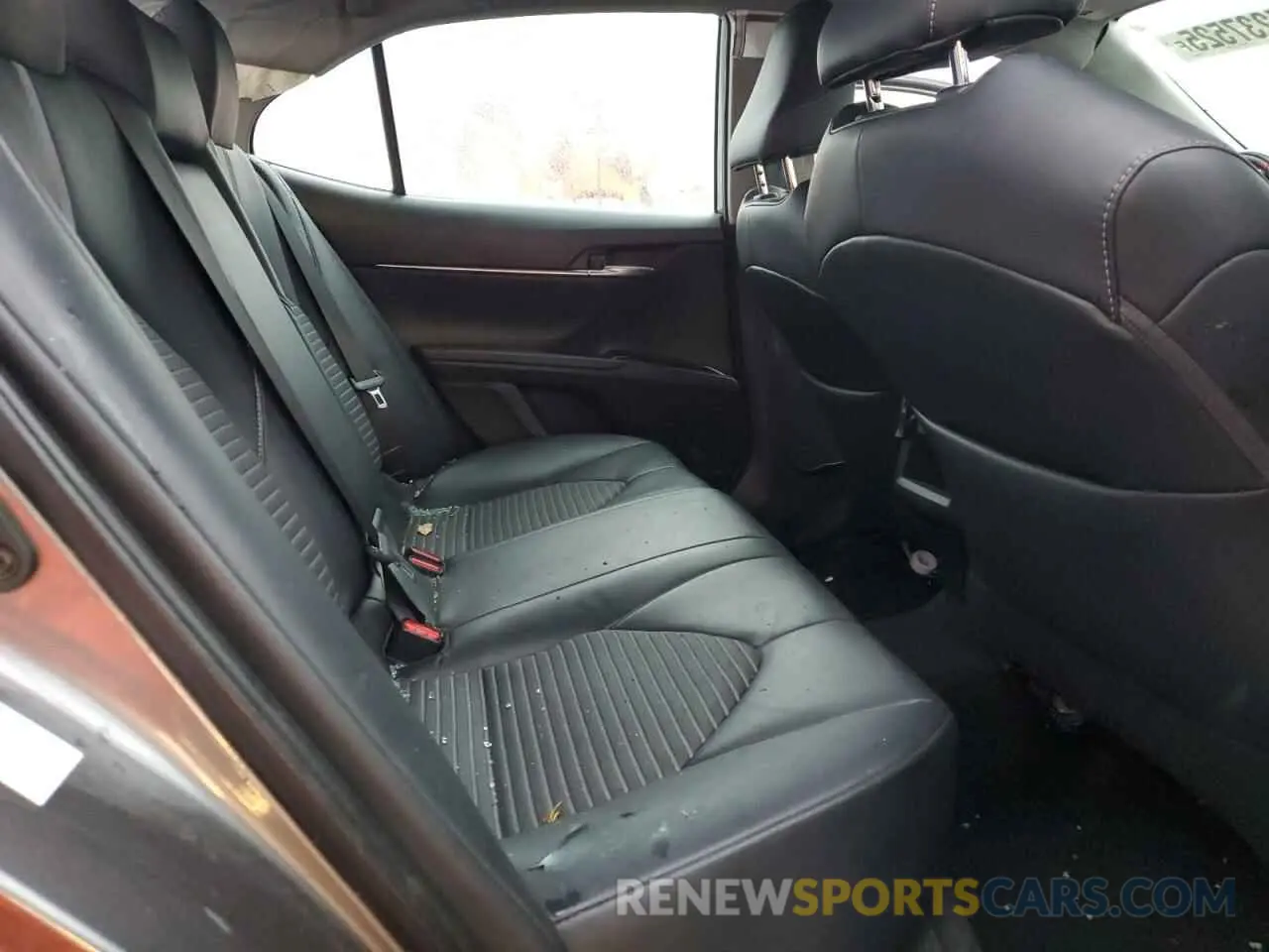 10 fotografías del automóvil dañado 4T1B11HK4KU218774 TOYOTA CAMRY 2019