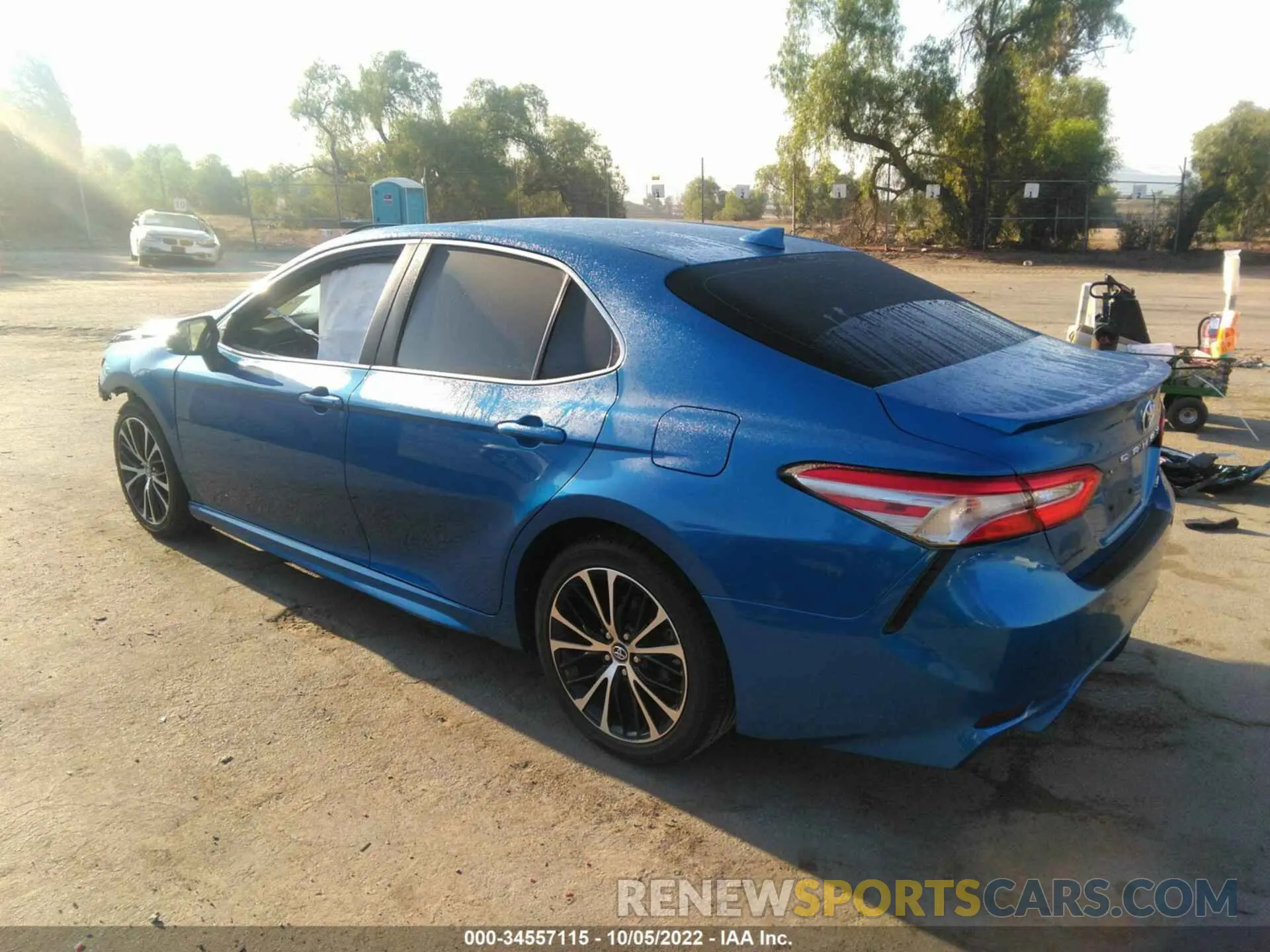 3 fotografías del automóvil dañado 4T1B11HK4KU219620 TOYOTA CAMRY 2019