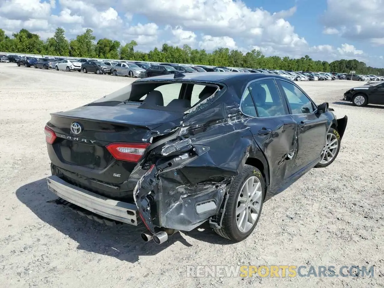 4 fotografías del automóvil dañado 4T1B11HK4KU231752 TOYOTA CAMRY 2019