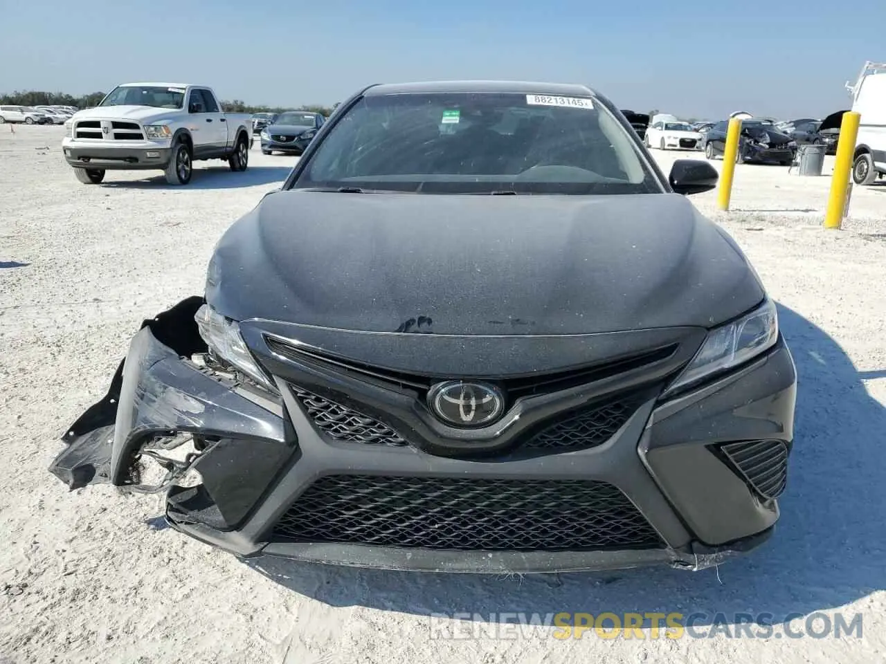 5 fotografías del automóvil dañado 4T1B11HK4KU235669 TOYOTA CAMRY 2019