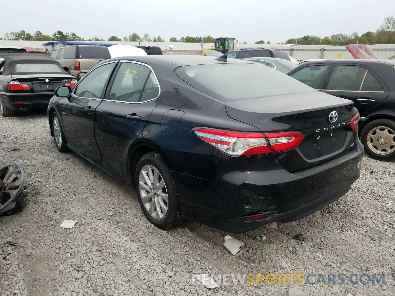 3 fotografías del automóvil dañado 4T1B11HK4KU238264 TOYOTA CAMRY 2019