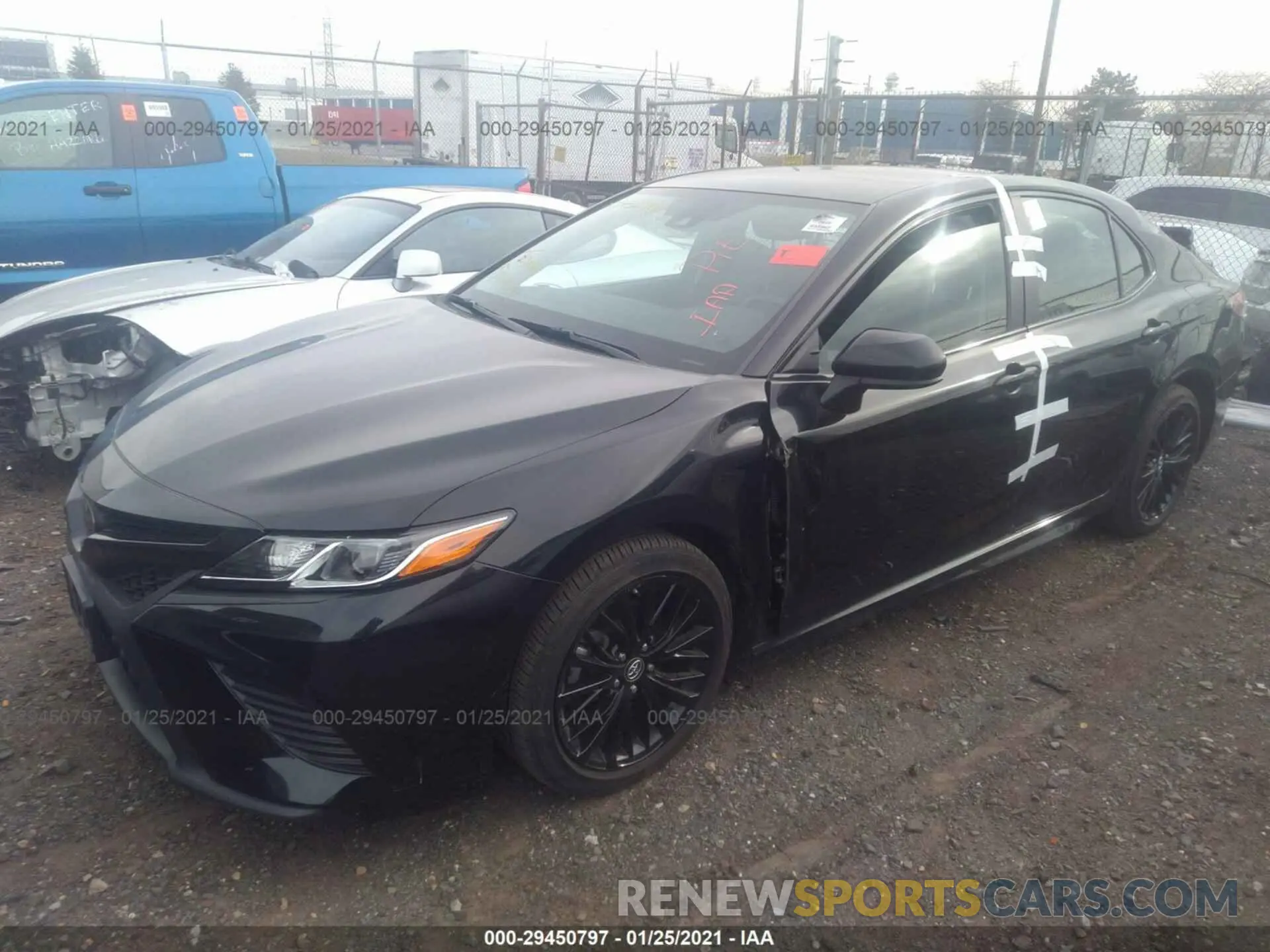 2 fotografías del automóvil dañado 4T1B11HK4KU246557 TOYOTA CAMRY 2019
