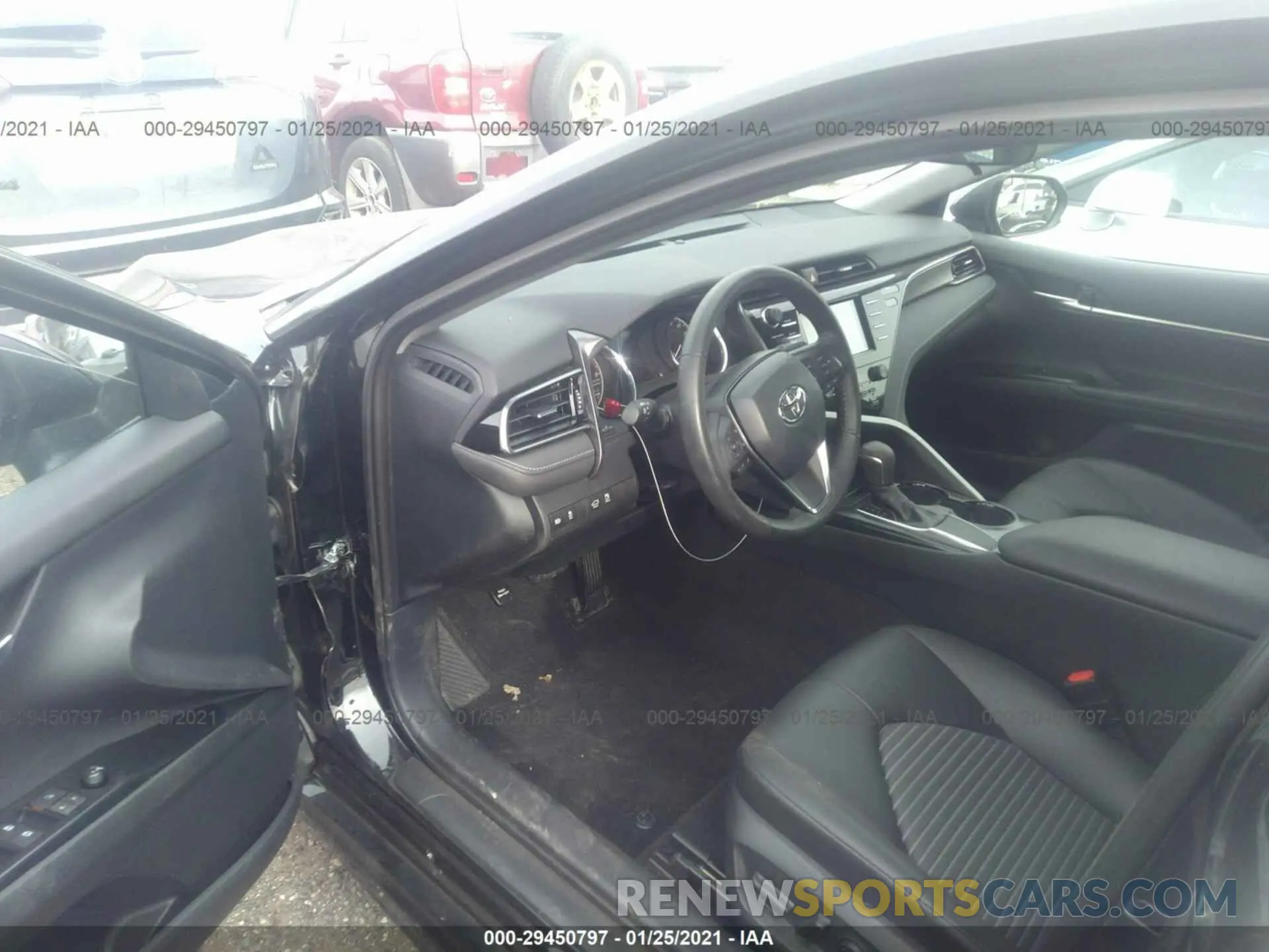 5 fotografías del automóvil dañado 4T1B11HK4KU246557 TOYOTA CAMRY 2019