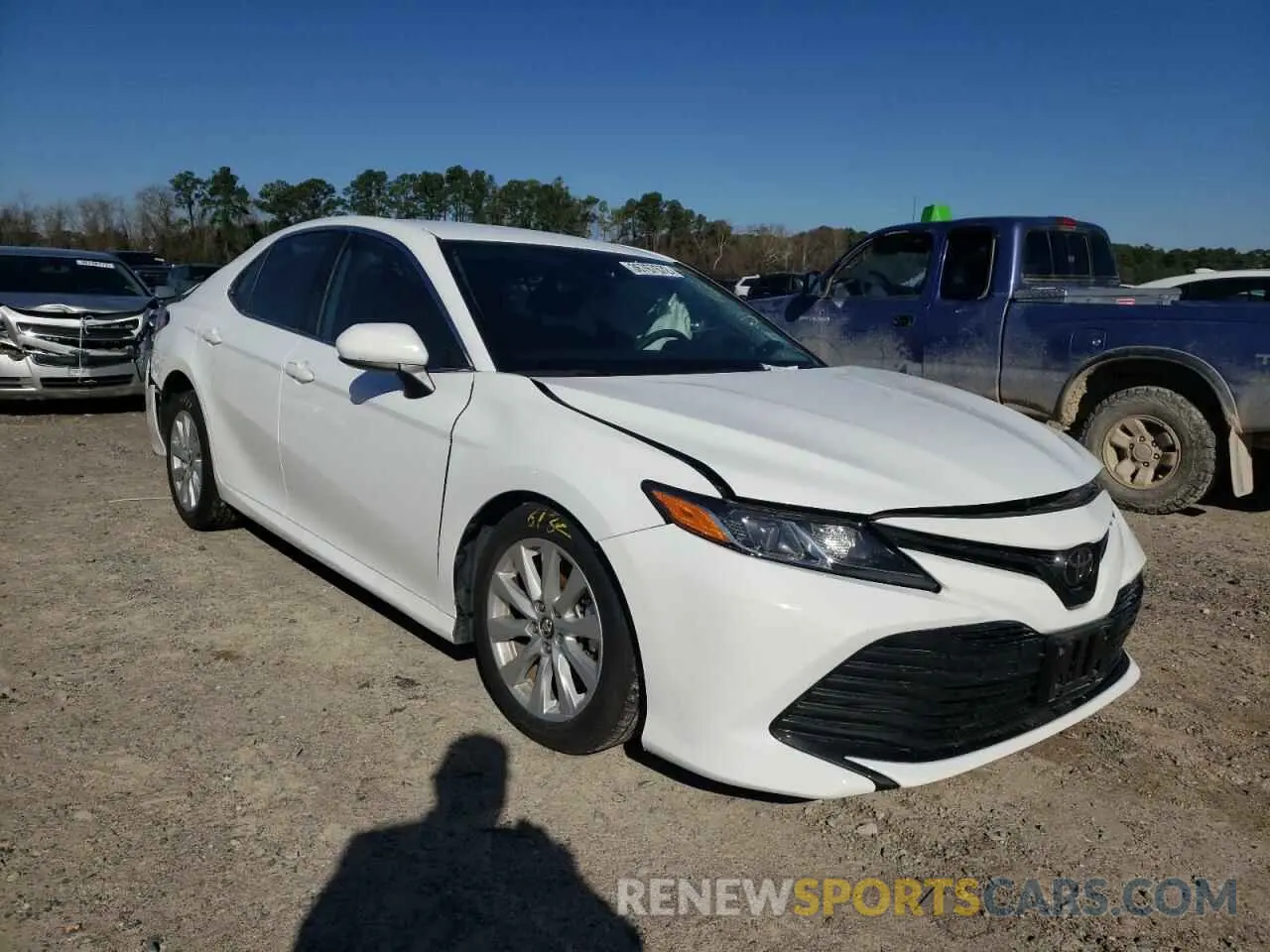 1 fotografías del automóvil dañado 4T1B11HK4KU255324 TOYOTA CAMRY 2019